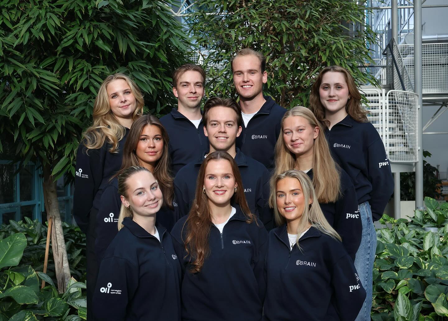 💙 Velkommen til våre nye BRAINere! 🚀
Vi gleder oss til å skape minner, arrangementer og AI-magi sammen med dere! 🌟