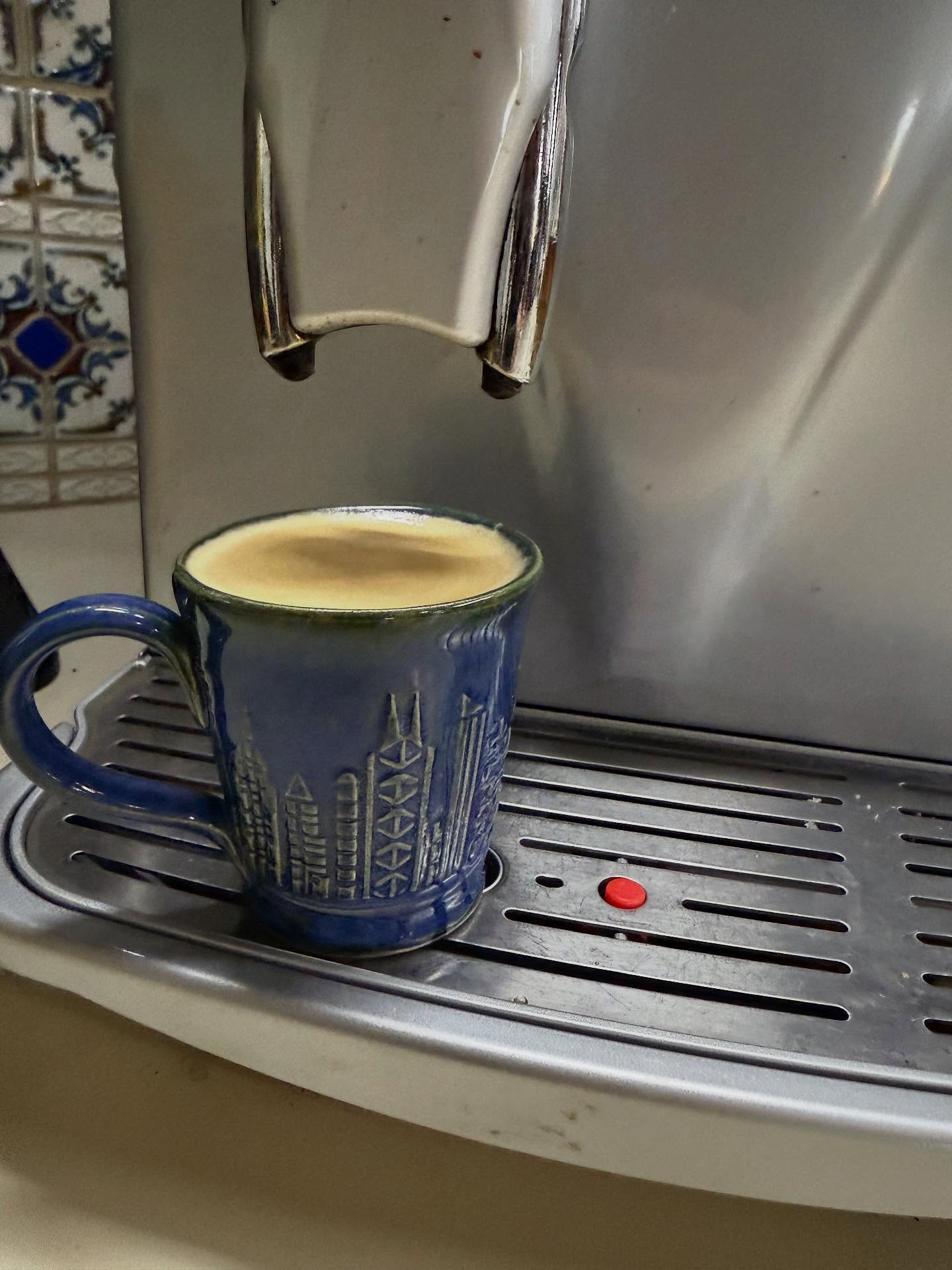 Big thank you to all the fabulous art lovers who visited me @mhtartsfest on Saturday! I talked with several people about my process. Here are some pictures from today; an espresso shot before heading to the studio, a butter dish in process showing the hollow handle, a flip flop mug in process, and another mug awaiting a handle. If you bought something and wonder how it was made, just message me! #nhmade #handbuiltceramics