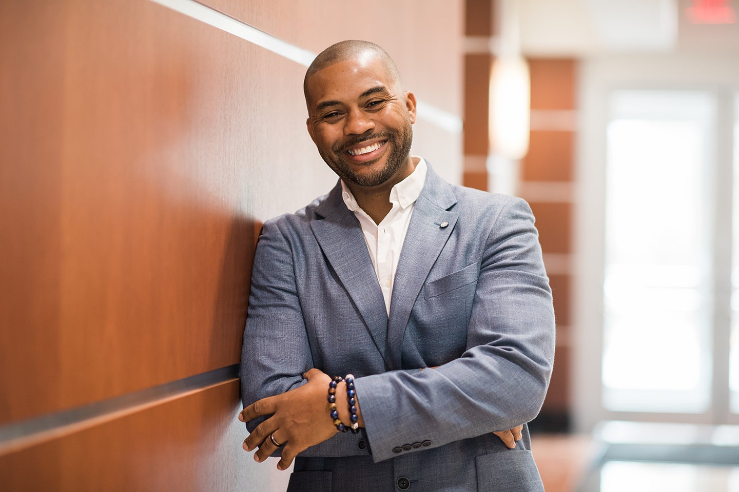 I love taking advantage of all the backdrops during a business branding shoot!
What message is your brand sending? The backdrops you choose are an essential tool for building your brand identity. Using multiple backdrops during a branding session can help create the imagery you need for your website and social media.
Here are a few examples of how different backdrops can convey different aspects of your brand's identity:
📸 Modern Office with Glass Walls: This look is perfect for projecting a professional, transparent, and dynamic brand identity. It says you are innovative, forward-thinking, and on top of your game.
📸 A Clean, Neutral Wall: Simple and to the point. This choice conveys a focused, minimalist, and confident identity, ensuring the viewer's attention stays on you and your brand.
📸 An Outdoor, Natural Setting: A lush park or a waterfront view can communicate a down-to-earth, creative, or adventurous brand identity. This is a great way to show a more relaxed, approachable side of your business.
My goal is to help you with your brand identity and get the imagery you need. Let's work together to discuss your vision and create a visual identity that truly sets you apart and helps you attract more clients.
Ready to elevate your brand? Book your session today and let's create something amazing together.
#Branding #BrandIdentity #BrandingPhotography #BusinessPortraits #ProfessionalPhotography #DMVBrandingPhotographer #MarylandBusinessPhotographer
—
📸 Sara Vars Photography
💍 Wedding, Engagement & Branding Photographer
📖 Specializing in Classic Editing & Storytelling Style Photography
📍 Maryland, DC, Virginia
🔗 Link in bio for Availability 📅