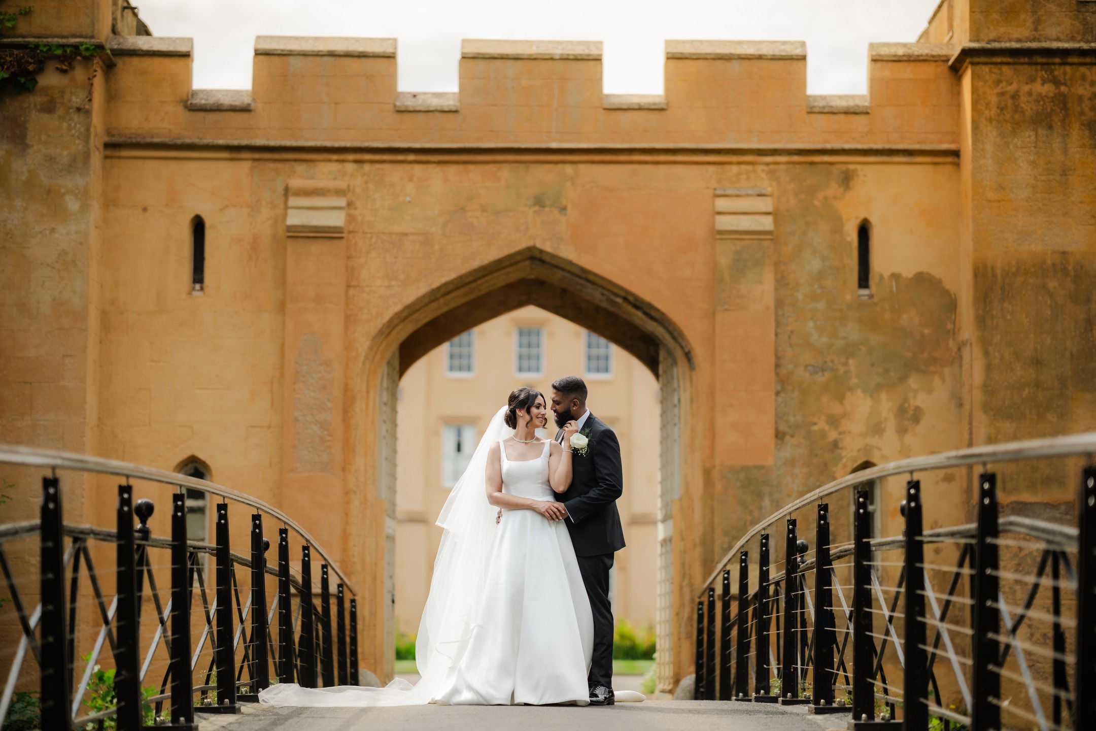 Bobby and Natasha's beautiful Wedding day ❤️
📸 Photography by @eagleeyeproductions_uk
.
#dittonmanor #luxurywedding #marqueewedding #culturalwedding #asianwedding #weddingreception #luxuryvenue #exclusiveusevenue #berkshirewedding #ukweddings #englishweddingvenue #dreamwedding #weddinggoals #weddingdecor #weddingflowers #banquetstyle #grandwedding #bridetobe2025 #shesaidyes #gettingmarried