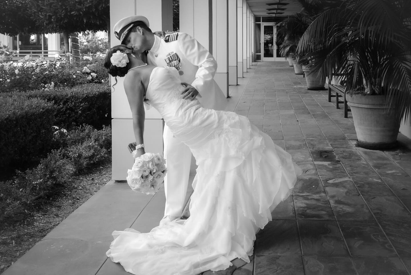 Cinematic SoCal wedding in classic is black&white. #wedding #weddingday #weddingbells #weddingphotography #weddingphotographer #ovationphotographyanddesign #blackandwhitephotography #blackandwhiteweddingphotography #professionalphotographer #professionweddingphotogeapher #destinationweddingphotography #destinationweddingphotographer #weddingkiss #militarywedding #socalweddingphotographer