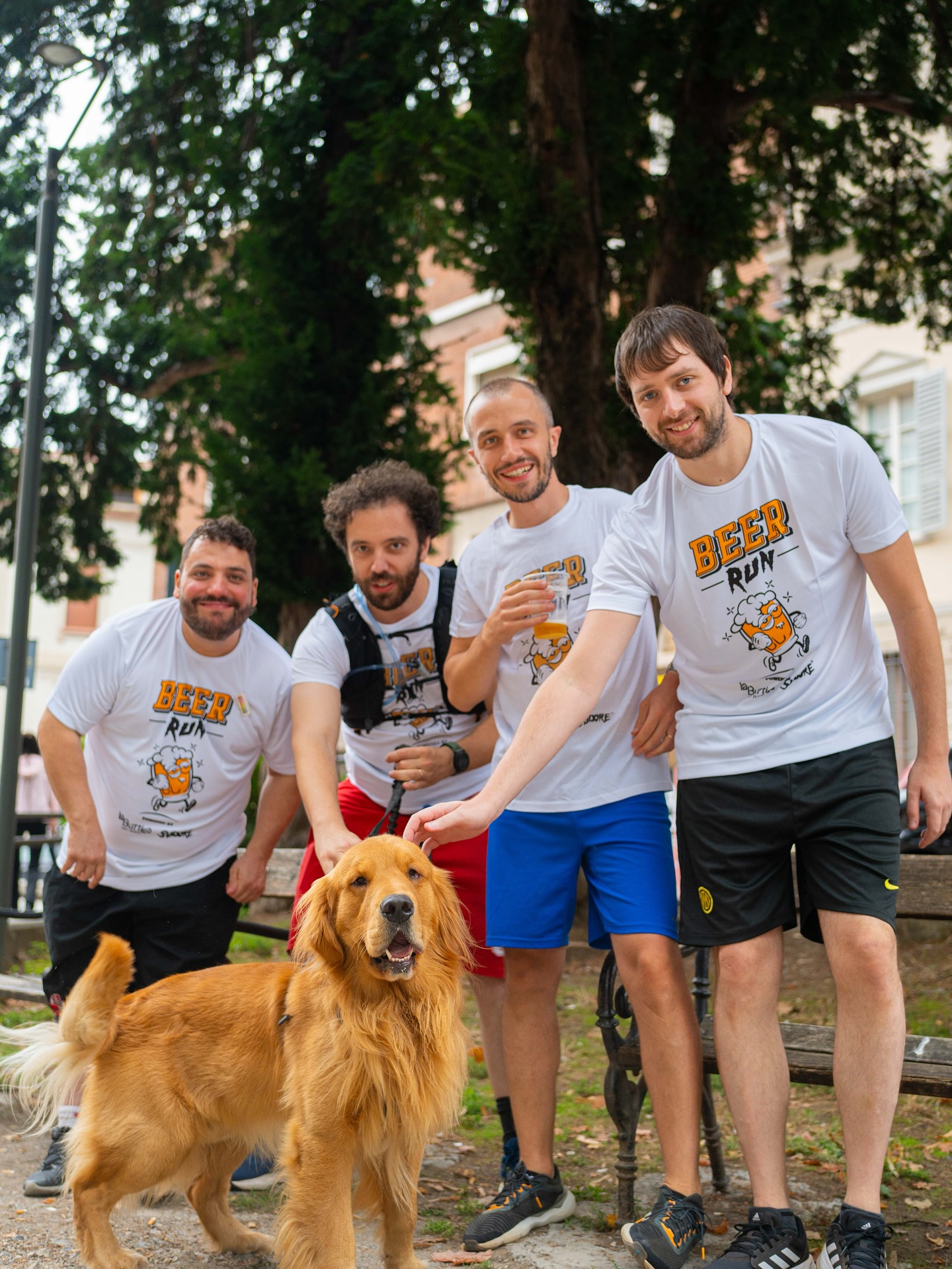 BEER RUN pt.2 e no non vi diamo il numero della ragazza con i capelli rossi, per favore smettete di chiedercelo #BEERRUN #BEVICOMEUNTORO