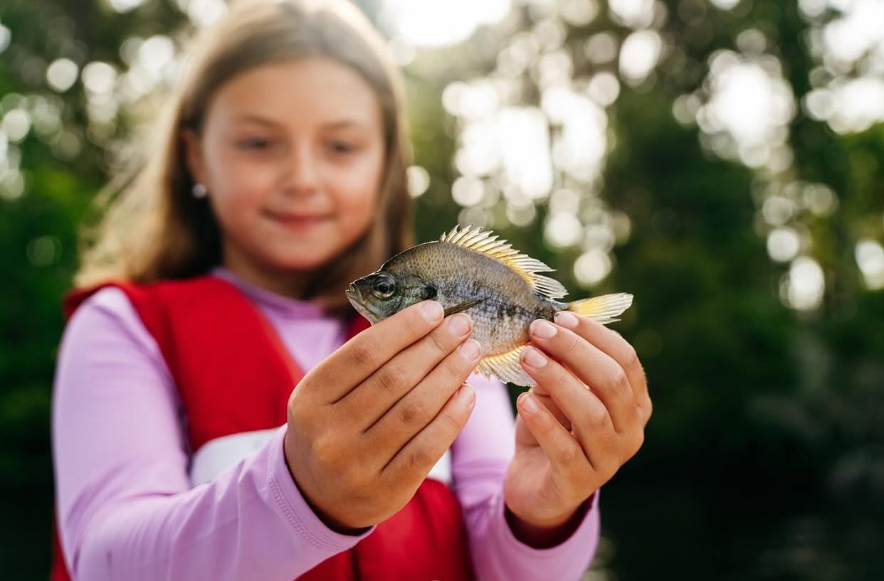 YES!!! @northwest_florida_beaches All it takes is one fishing trip to get them hooked. Before you know it, they’ll be able to name every fish in the sea. :@gulfcountyfl
.
.
.
.
.
#pensacola #pensacolasmallbusiness #supportlocalbusiness850 #850 #thingstodopensacola #gulfbreeze #destin #thingstododestin #movingtonwfl #movingtopensacola #movingtodestin #fortwaltonbeach #navarre #buyingnwfl #sellingnwfl #thingstodonavarre#navarresmallbusiness #fortwaltonsmallbusiness #floribama #gulfcoast #emeraldcoast #allthingsemeraldcoast #realestatepensacola #navarrerealestate #destinrealestate #gulfcoastproperty #propertiesforsale850