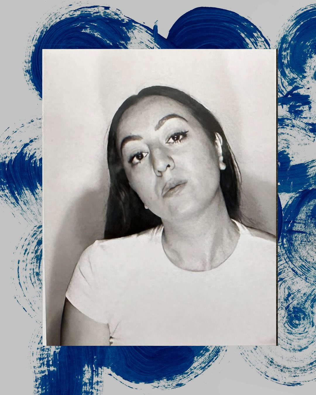 Nothing bothers communications consultant Kaja quite as much as a job half-done. Her polite yet persistent follow-ups keep this place running smoothly. For her, completing a task successfully means delivering it to perfection, flawless in execution and presentation – whether it’s this very channel or our Austrian Press Days – bringing her keen sense of style and design to every detail she touches.