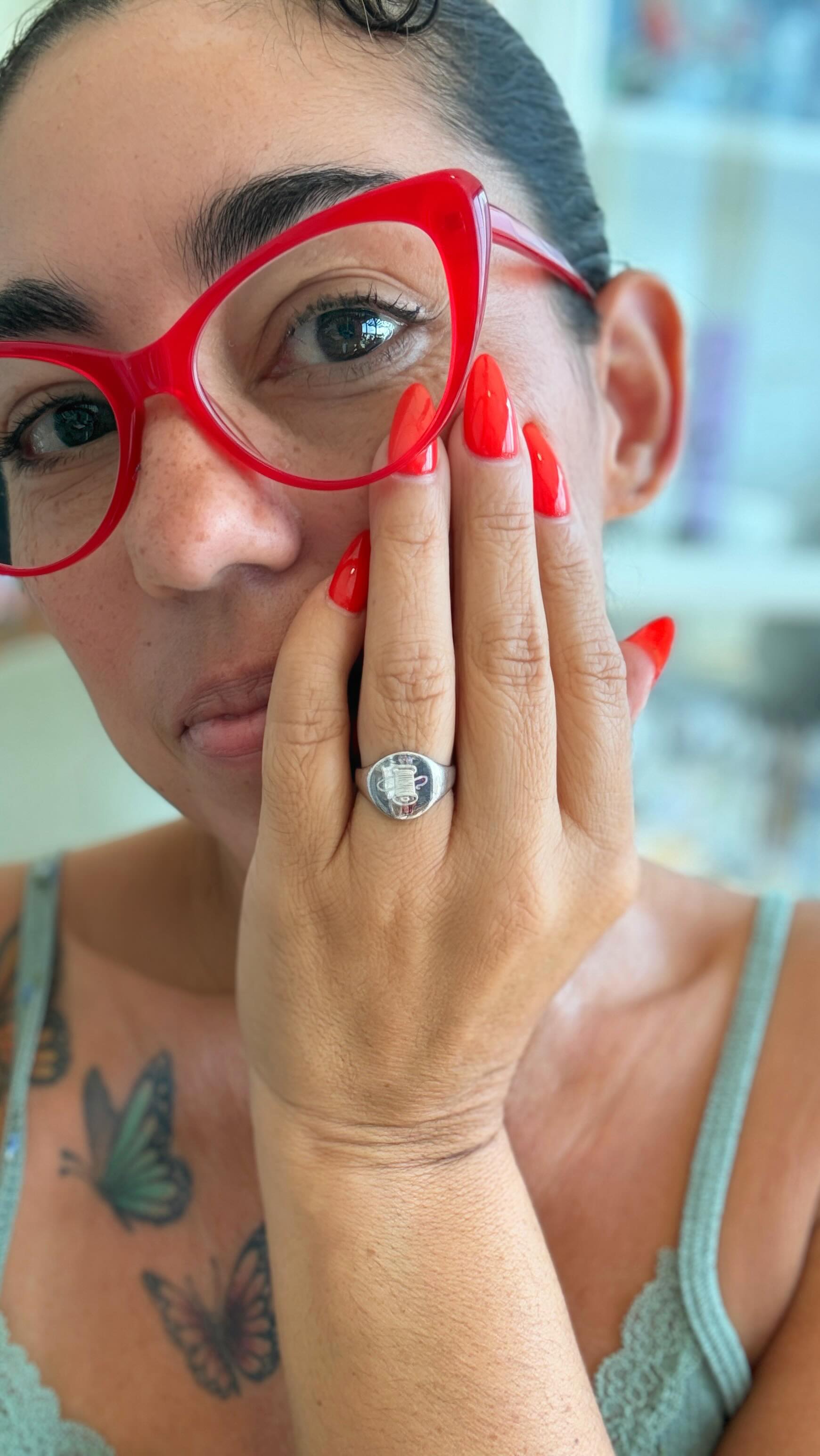 Hands down, the cutest ode to sewing. ☺️The Sewing Doodle Signet Ring Collection by @mmadalynne and @lpriorijewelry is a trio of rings designed for the maker and lingerie enthusiast with a love for jewelry. Each ring is etched with an original sketch that ties to your love of lingerie and sewing. 
bit.ly/bramakingring
Choose from:
🧵 A classic spool of thread 
🎀 A lacy lingerie set 
👙 A bralette
These pieces are perfect worn solo or stacked. Gift one to your sewing bestie or treat yourself as a reminder that handmade is always in style.
Engraved in-house at L. Priori in Philadelphia 
www.madalynne.com
www.lpriorijewelry.com
