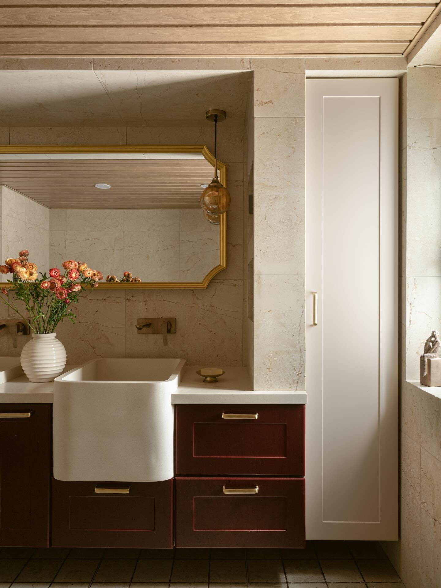 Villa Amara — Where Indian Soul Meets Colonial Grace
Amara, meaning eternal, is the perfect name for this home — a sanctuary where heritage and modernity flow seamlessly together. Designed and executed by Furbishy as a full-scale project from civil works to interiors and styling, Villa Amara embodies timeless elegance with a distinct cultural heartbeat.
Every arch, verandah, and colonnade nods to colonial grandeur, while intricate details, textures, and materials celebrate the richness of Indian design. From structural reimagining to the final curation of art and objects, the home was conceived as a complete transformation — not just built, but sculpted into being.
Bathroom Cabinetry : @struo_living
Photography : @nayansoni21
Shoot styling : @theshalomhome
.
.
.
.
#furbishyhomes #bespokeinteriors #luxuryinteriors #bangaloreinteriors #villainterior #luxuryapartments #renovation #homerenovation #homestyling #bespokeinteriordesign #hyderabadinteriors #indiamodern #colonialhomes #furbishyinteriors #ModernIndianInteriors #ModernIndianHomes #LuxuryMinimalInteriors #SouthIndiaInteriors #IndianMinimalism #LuxuryInteriorsIndia #ContemporaryIndianDesign #MinimalistIndianHome #BangaloreHomes #HyderabadHomes #InteriorDesignBangalore #InteriorDesignHyderabad #BangaloreLuxuryHomes #HyderabadLuxuryHomes #LuxuryHomeInteriors #LuxuryResidentialInteriors