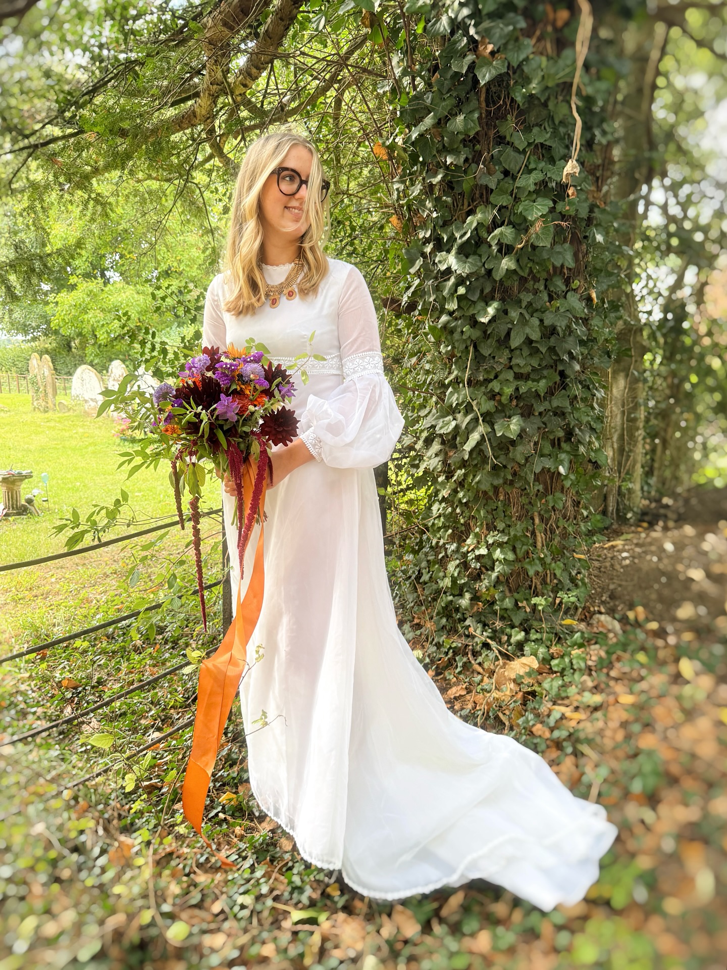 Flaxland Flowers’ bohemian bride Lola 🤍
Free spirited in the wild beauty of autumn
Natural cottage garden bridal bouquet & urn arrangement uphold the turning leaf colours of September
Seasonal flowers feature dahlias, chrysanthemums, clary sage, scabious, statice, chocolate cosmos. Tendrils of honeysuckle, branches of haws & hornbeam. Grown here in the traditional Norfolk cottage garden using sustainable practices
Vintage 70s gown & satin bow @vinted
Thank you @lolabarrett_ 🤍
If you are interested in seasonal sustainable Norfolk grown blooms & arrangements for your wedding, occasion or event I look forward to hearing from you 💐
#weddingflorist #autumn #bride #norfolk #vintage #70s #seasonalflowers #septemberflowers #floralarrangement #eventstyling #bouquet #local #southnorfolk #florist #bridal #vintageclothing #sustainablefashion #boho #bohowedding #sustainablefloristry #floraldesign #flowersofinstagram #southnorfolkbusiness #smallbuisness #localflowers #carletonrode #flaxlandflowergirls