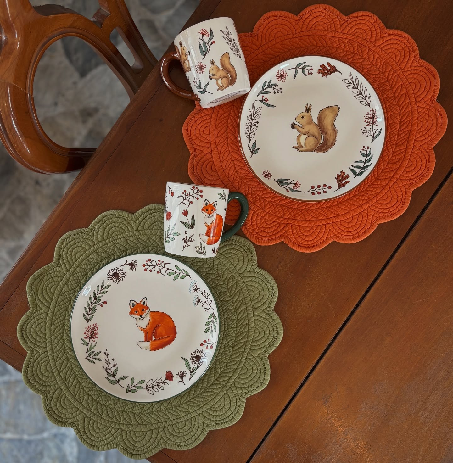 Volpi e scoiattoli sono i dolci protagonisti della nuova linea autunnale “Viridarium” by @blancmariclo 🐿️🍂🧡
Siamo sicuri che ti conquisterà 🥹
Clicca per scoprire tutti i prezzi!