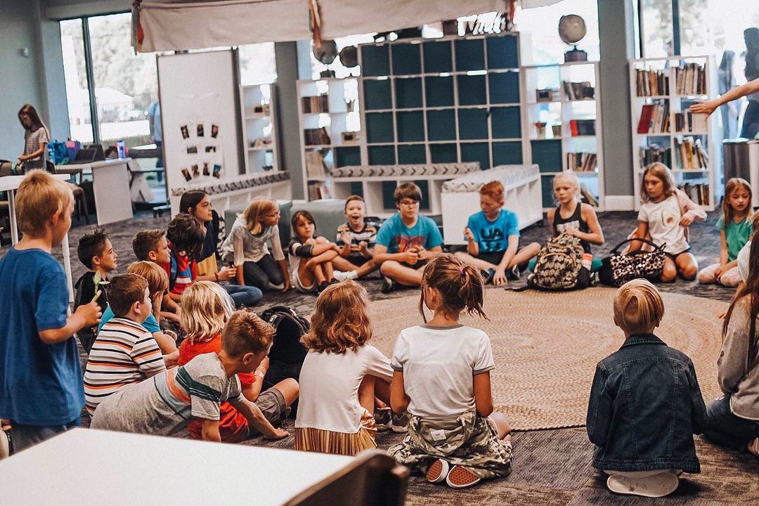 Grosse Freude: Das Acton Academy System kommt in die Schweiz 🚀 Neben dem im Artikel erwähnten Projekt entsteht auch unser Standort in Dübendorf ZH. Ab 2026/27 starten wir in eine neue Bildungszukunft 🌱 #ActonAcademy #Bildung #Dübendorf #Zürich
https://www.aargauerzeitung.ch/aargau/aarau/buchs-neue-privatschule-in-planung-ld.4009989