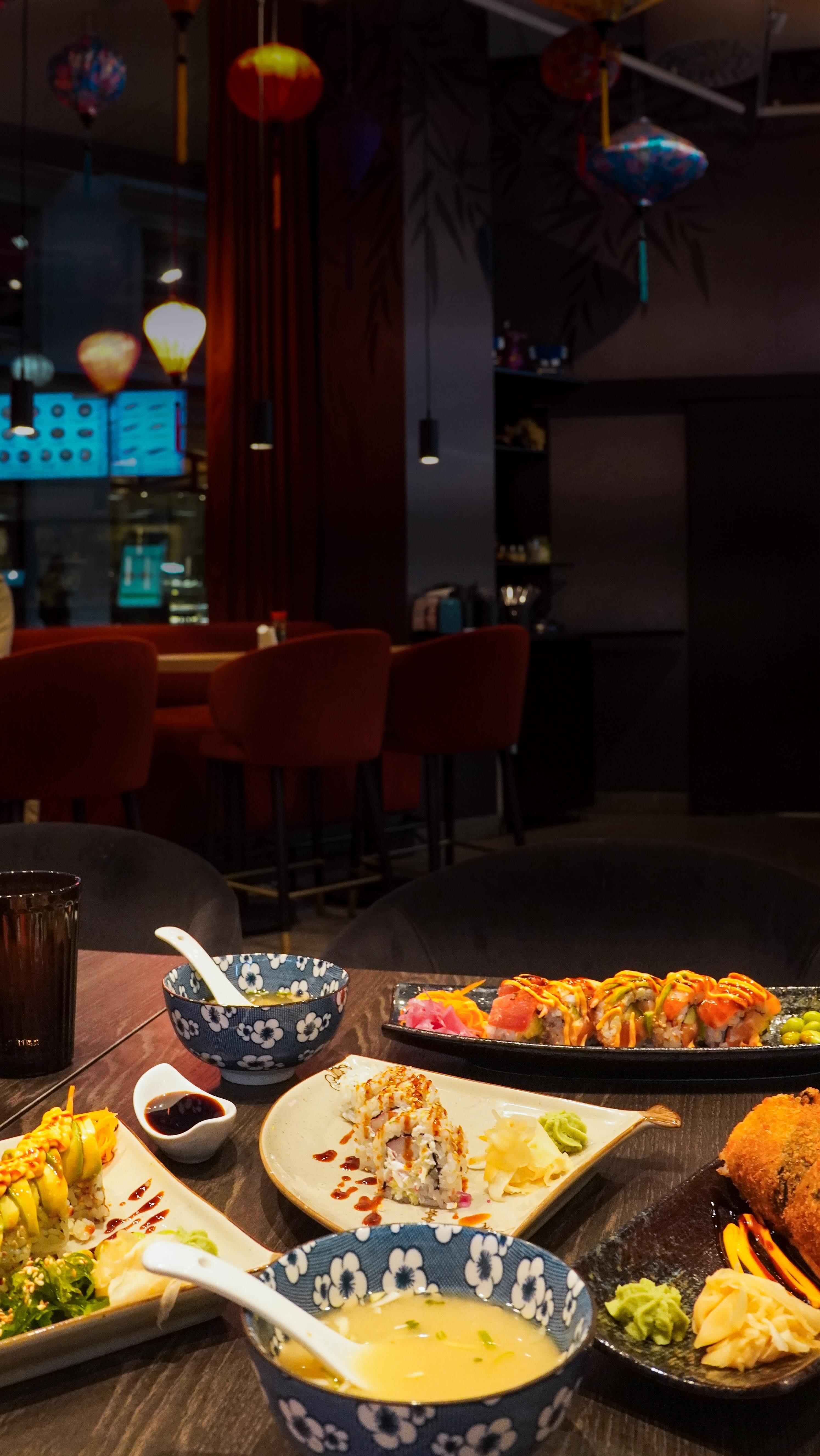 Trött på matlådan?
Kom till oss i stället – här får du smakresor till Asien på varje tugga 🥢🍜
📍 Du hittar oss mitt i Göteborg – öppet alla dagar.
👉 Kika in menyn på masaki.se
#masaki #sushilover #asiatiskmat #restauranggöteborg #foodingothenburg