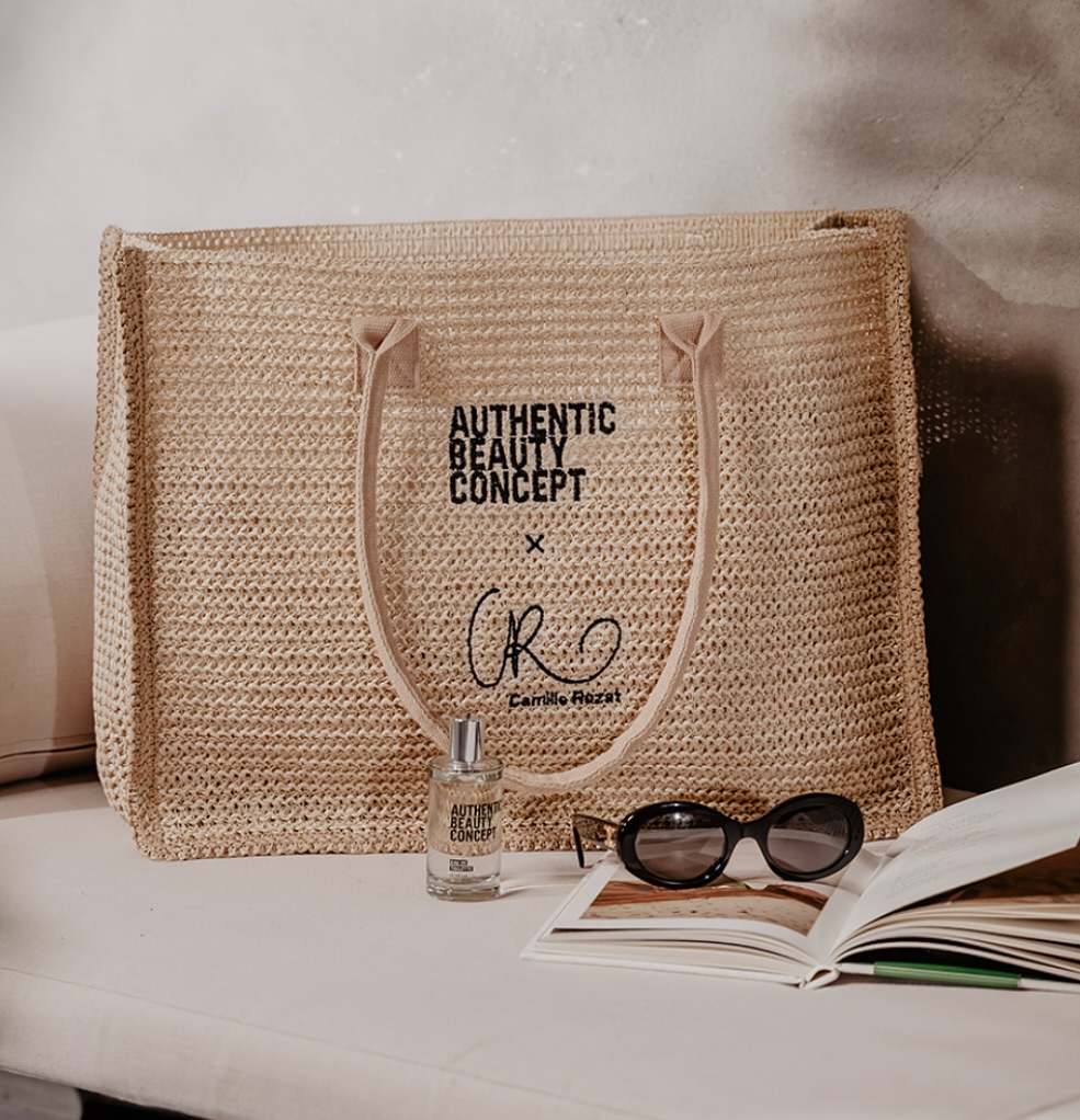 ✨ Limited Edition! ✨
Buy ANY 3 products and receive a FREE limited edition tote bag, perfect for carrying your haircare must-haves.
But hurry… once they’re gone, they’re gone!