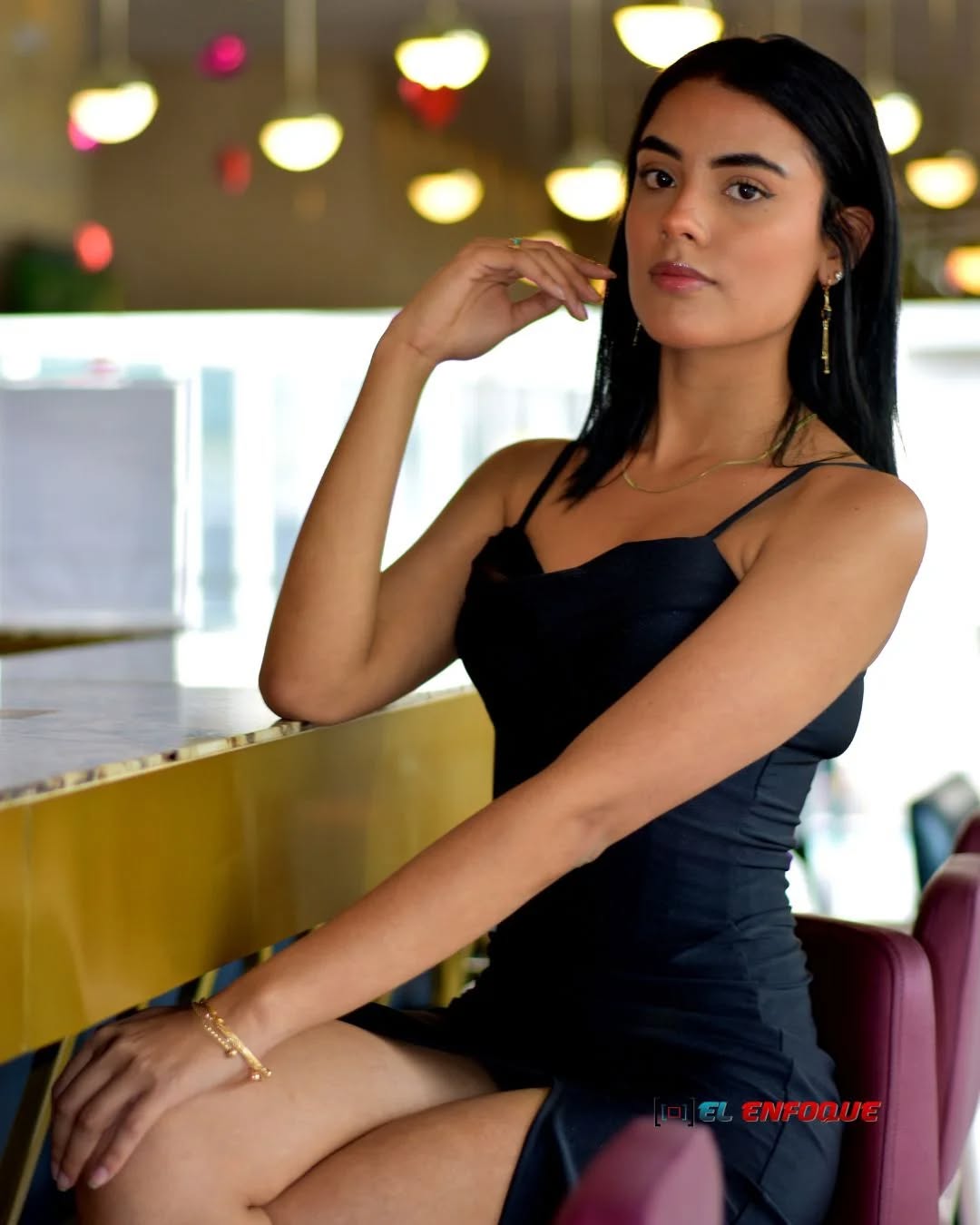 El Hotel Ibis Bogotá Museo no solo hospeda viajeros: inspira composiciones, encuadres y memorias.
Cada rincón, entre luces cálidas se convierte en escenario para quienes buscan disfrutar Bogotá desde una mirada estética y contemporánea.
Un instante capturado donde la belleza es el testimonio de una visita memorable.
Visita el Hotel @ibisbogotamuseo
#IbisBogotáMuseo #DescubreBogotá #TurismoConEstilo #HotelesConEncanto
#FotografíaEnBogotá #ViajaConArte
#EscenariosQueInspiran
#BogotáLifestyle #HotelExperience
#ElEnfoqueFotografico #EstéticaUrbana
#RinconesConHistoria #ViajerosCreativos
#HotelEditorial #BogotáEnImagen