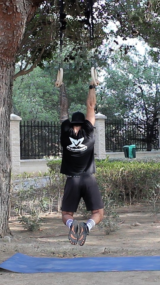 | False Grip Ring Pull-Up | Why do it?
Because mastering the false grip is the key to unlocking advanced ring skills — from strict pull-ups to muscle-ups and beyond. It builds unique strength, control, and stability that transfers directly into gymnastics and functional training.
Muscles worked: Lats, biceps, forearms, grip, core, scapular stabilizers
The false grip pull-up isn’t just a pull-up — it’s a progression. By challenging your grip and pulling mechanics, it prepares your body for higher-level ring work while building raw upper-body strength.
✅ Develops extreme grip and forearm strength
✅ Builds pulling power and scapular control
✅ Essential progression for the strict ring muscle-up
✅ Enhances shoulder stability and joint resilience
✅ Boosts core activation and total-body tension
📍 Train at Original Physic – Amsterdam Noord
🌐 Book your free intake: www.kebkokabakibi.com
📩 DM to start your training journey
#FalseGrip #RingPullUp #GymnasticStrength #OriginalPhysic #PersonalTrainingAmsterdam #GripStrength #UpperBodyPower #FunctionalTraining #PTAmsterdamNoord #StrengthAndControl #MuscleUpProgression #FitnessAmsterdam #AmsterdamNoord #AmsterdamFitness #PersonalTrainingAmsterdam #PTAmsterdam #PersonalTrainerAmsterdam #PersonalTrainingAmsterdamNoord #NoordAmsterdam #TrainInAmsterdam #FitnessAmsterdamNoord