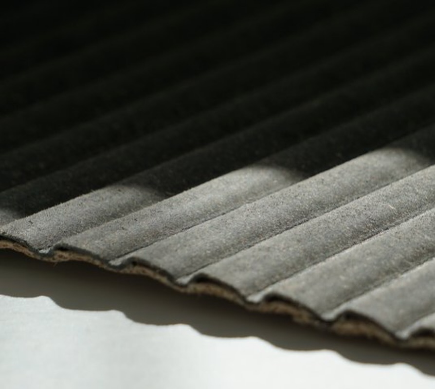 A long term favourite material of ours is @buxkin Recycled leather
This ribbed surface is made from offcuts from the Italian shoe industry, the reimagined leather can be used to create a beautiful soft interior spaces.
The leather is collected, rigorously sorted, then granulated. The leather granules are mixed with water, latex, coloured pigments and some other additives. The mixture is then pressed out flat and corrugated.
Can be use for vertical interior surfaces for a touch of warm detailing.
#leather #recycledleather #leatherinterior #leatherpanels #luxuryinteriordesign #interiormaterials #interiorsurfacesolutions #sufacedesign