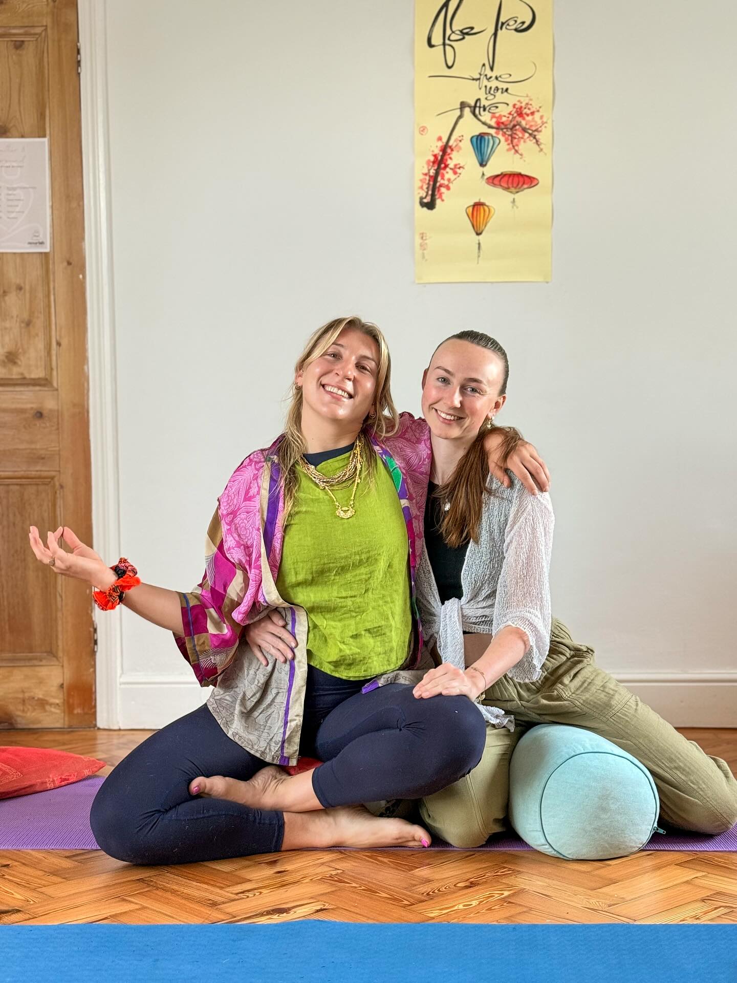 A huge thank you to my girlie @hollygray.massage for showing up so beautifully at our Gather & Ground Retreat last weekend.
From helping me with setup to giving every single guest the gift of her magical massages throughout the schedule, Holly truly poured her heart and energy into every client and the weekend as a whole.
I’m so proud of her and constantly in awe of her incredible skills, energy, and growth. It’s been such a joy to watch one of my closest friends flourish into the amazing therapist and woman she is today.
I’m beyond grateful our paths crossed, and I absolutely loved working alongside her on this retreat. Here’s to more moments like this together. Keep shining and doing your thing, Hol Gray, you’re amazing.
May you find Peace in your Joy and Joy in your Peace.
#GatherAndGround #WellnessRetreat #YogaRetreat #RetreatLife #RetreatVibes #NourishToFlourish #WellnessJourney #HolisticHealing