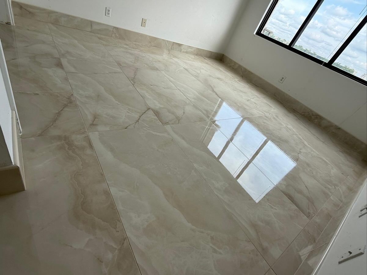 Whole apartment Large format tile
-Carpet /hardwood removal ✅
-Self leveling application ✅
-Mapei uncoupling membrane install✅
-LARGE format tile install 24”x48” large tile handling /delivery ✅
-Full tile baseboards and schluter profile finish ✅
📆Call or text to schedule your free appointment today from mon-sat 9am-6pm
📲(202-945-8606)
📧frvremodeling@icloud.com
#kicthenremodel#backsplash#contractor#installationmadeeasy#generalcontractor#houseremodeling#bathroomremodeling