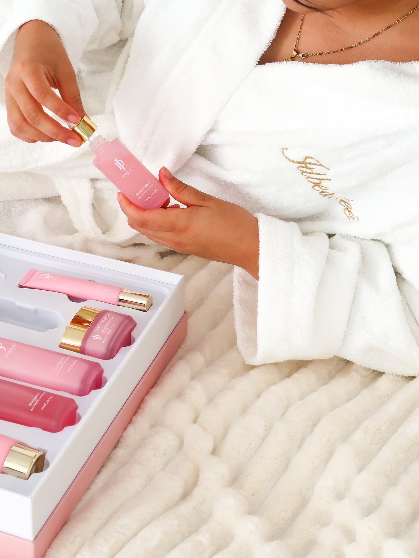 There’s nothing like slipping into your robe, unboxing your JDSkin set, and knowing your skin is about to get all the love it deserves. ✨ From cleanser to essence, every step was made to restore, hydrate, and bring out your natural glow.
Skincare shouldn’t feel complicated—it should feel like luxury at home. 🌸💧
💖 Who else is ready to make skincare their favorite part of the day? Use code : save15 for 15% off 💌
#jdbeautee #explore #hydratingskincare #pinkskincare #skincaretips101 #hydratingcleanser #plantbasedskincare #koreanskincareroutine #skincaresale #skincareaddiction #skincareaddicts #skincareasmr #skincareset #koreanskincareaddict #koreanskincareph #koreanskincareroutine #skincarejunkies