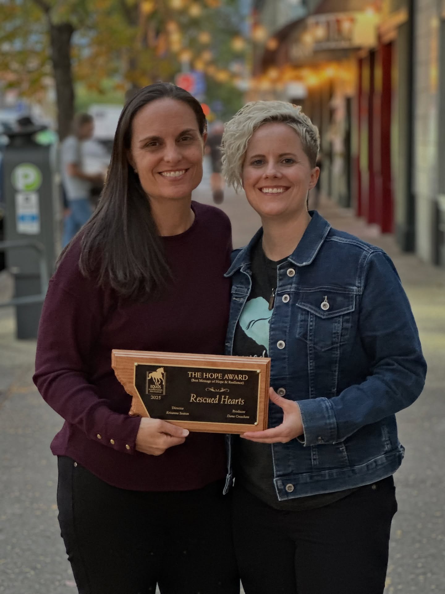 Montana, you stole our hearts!
Our first time at the EQUUS International Film Festival was unforgettable — big skies, kind people, and such a warm welcome for Rescued Hearts 🩵
The film was so beautifully received, and afterwards we shared a heartfelt time of reflection with the audience that reminded us why we made this film in the first place.
Highlights?
🌟 Meeting @temple_grandin, who truly is a legend. She has made so much of her life about creating bridges — between people and animals, between neurodiverse ways of seeing the world and our shared humanity. As one of the first prominent voices to share her own experience with autism, and someone who has revolutionized how we treat animals — especially in livestock handling, design of facilities, and welfare practices — she inspires us deeply.
🌟 Reuniting with the amazing @dr.rebeccabailey with the @polyvagalequineinstitute who does beautiful work and made an incredible contribution to a few powerful scenes in our film.
🌟 Crossing paths with Rupert Isaacson — an Autism-awareness advocate, and creator of the powerful film The Horse Boy, which deeply impacted us when we saw it years ago.
🌟 Receiving the Hope Award for “Best Message of Hope and Resilience” — an honor that feels especially aligned with the heart of our film. We are grateful to Janet @hope4horsesinmt and her team for making this all possible!
🌟Creating new connections and friendships with people who align with our mission of spreading more love and healing in this world.
A huge thanks to our beloved sponsor Diana with @dbl.h.equinefoundation for making it possible for us to attend in person 🙏❤️
Upcoming Film Screenings:
🎬 Lady Filmmakers Film Festival, Beverly Hills, CA — Sept 27. Only 3 days left to grab tickets!
🎬 October 2 in Soquel, CA with @horseandheartranch & Oct 5 in Carmel, CA with @seastarhorsesanctuary.
👉 Tickets at rescuedheartsfilm.com/events
#RescuedHeartsFilm #EquusFilmFestival #TempleGrandin #TheHorseBoy #HopeAndResilience #AutismAwareness #HorseHumanConnection #HealingWithHorses
#Missoula #Montana