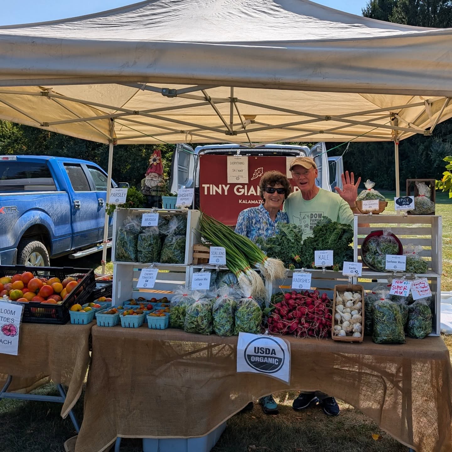 It's the final Richland Farmers Market of the season! Come grab some great summer veggies one last time! (Then continue to come see us at the Kalamazoo and Texas township markets on Saturdays!)
