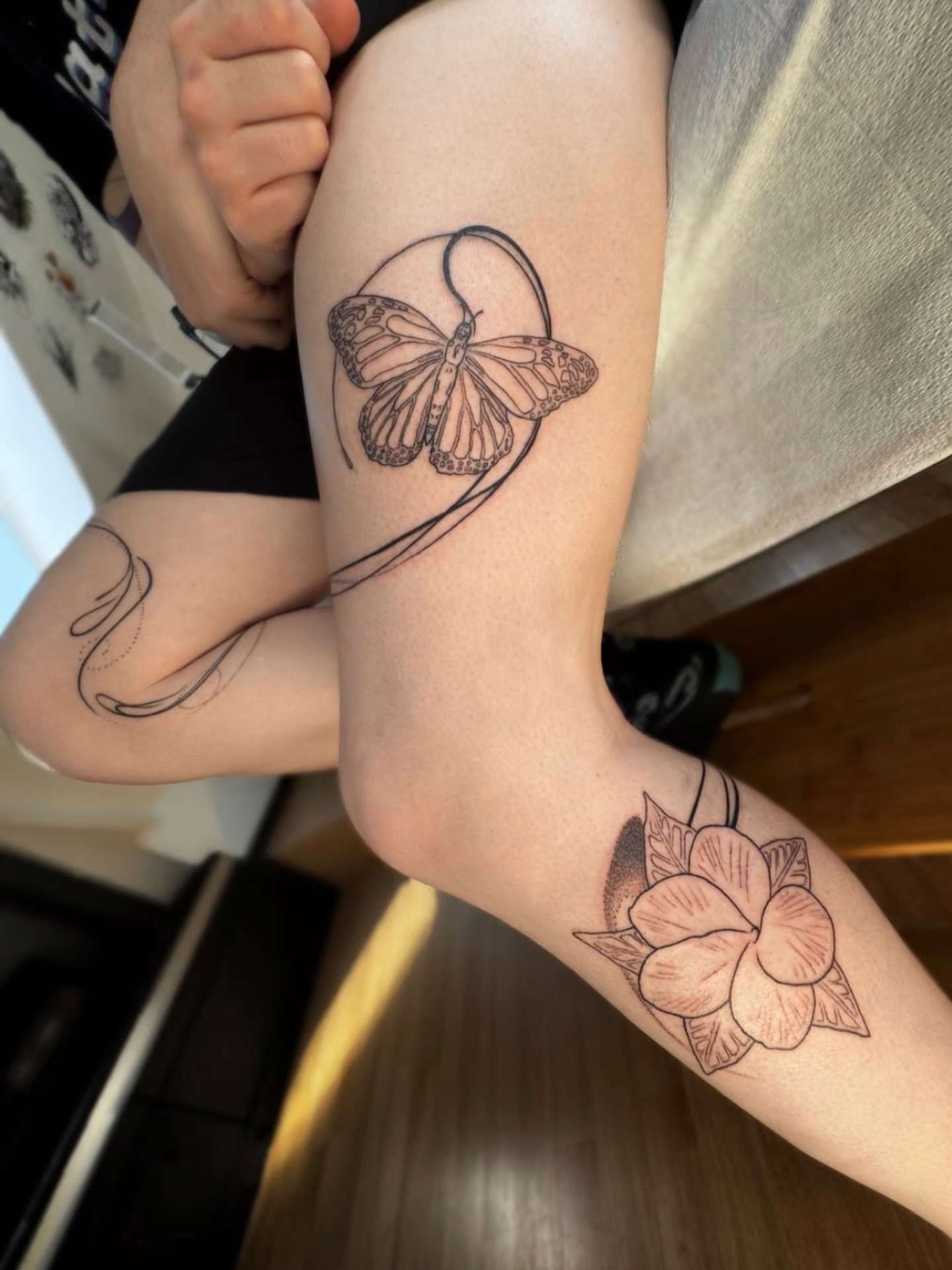 I am always astonished by the blessings we experience in the sacred space and for the grounding magic through our ritual.
For every moment I’ve shared with each of you, these precious bonds that bloom as we share in reverence and sweet surrender.
To witness you all press against the edge of your humanity and intentionally transform your bodies is miraculous to me.
Embodying the living prayer ✨
Everything is shapeshifting in such big ways these days and my journey is a stewardship of what wants to come through straight from the Source.
Cracked open to birth a community space, ECHO, for deeper integration of what we share in these precious ways ~
My practice of tattooing over the past 12 years has grown me in such wild ways and it’s been such a pleasure to feel purpose in co•creating with you.
No, this isn’t the end, but my practice is indeed shifting and I’m gently tending to be in clear responsibility to how I am continuing to weave these sacred journeys.
The wisdom teaches me to grow slow. Moving deeper in relation to the earth and her pulse.
So we flow in a pace that feels precious. And with that I thank you, all of you, for your trust and patience along the way.
#plumeria #frangipani #floraltattoo #softtattoo #intuitivetattoo #visionquest #tattooartist #victoriatattoo #intuition #butterflyart