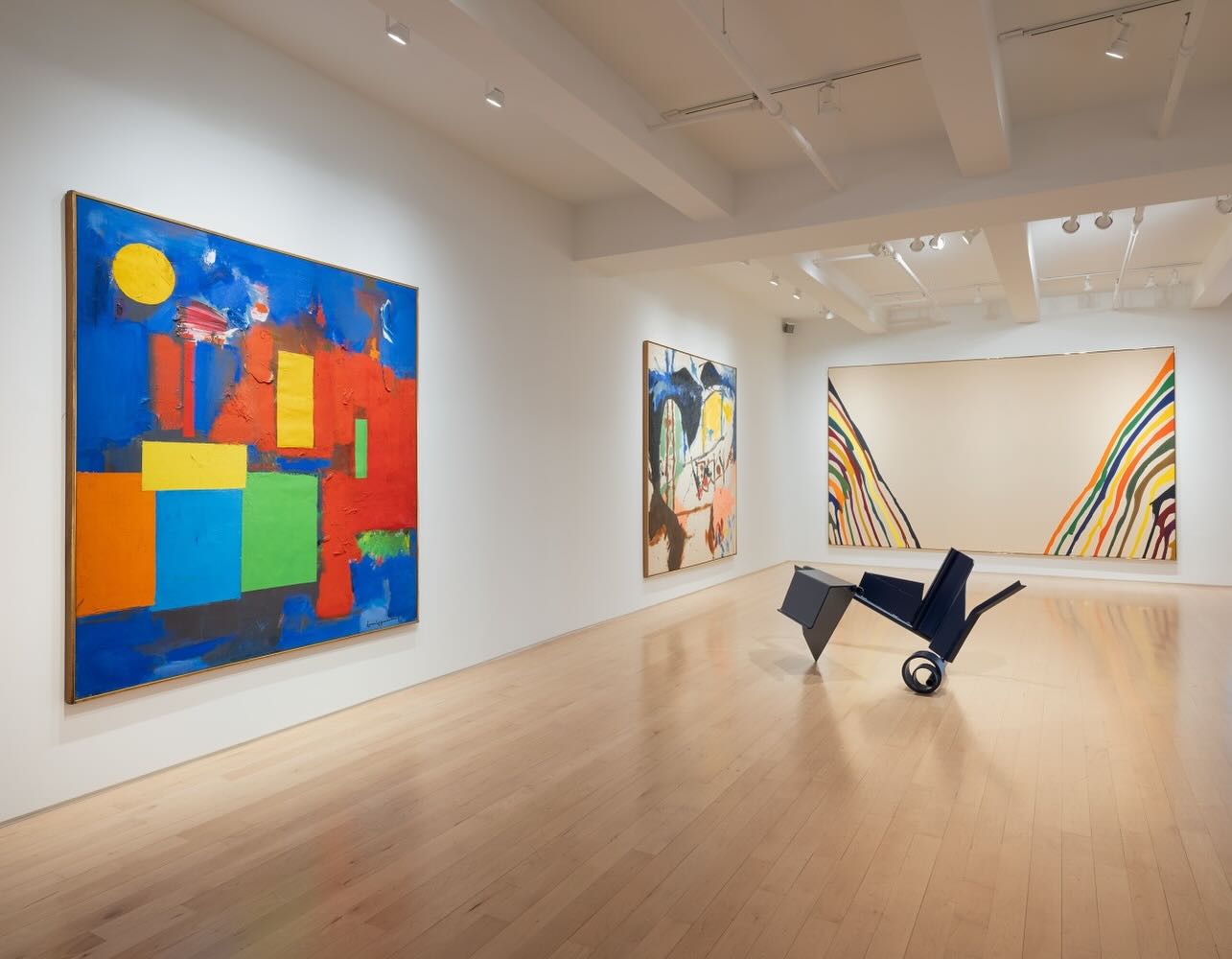 Roll Back (1972) is currently on show at Yares Art, New York as part of the exhibition Fields of Colour V, which runs until 31 January 2026.
Anthony Caro met the Color Field painters Helen Frankenthaler, Robert Motherwell and Kenneth Noland during his seminal trip to North America in 1959, following which he made a radical departure from figurative works in bronze to bold, brightly painted abstract works that sat directly on the floor. Throughout his career he kept close friendships with these painters, at times working side by side in each others’ studios and continually maintaining a critical dialogue over AirMail between New York and London. Fields of Color V demonstrates the revolutionary techniques used by these artists, often learned and influenced from one another, that went on to permanently alter the trajectory of both American and British art.
📍Yares Art, 745 Fifth Avenue, 4th Floor, New York, NY, 10151
🗓️15 September - 31 January 2026
Roll Back, 1972, Steel rusted and painted, 86.5 x 157.5 x 147.5 cm
Photo Credit: Yares Art, 2025.