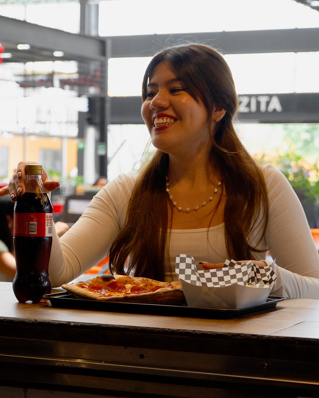 Esa cara de emoción y felicidad solo la provoca una pizza recién salida del horno. 🥳✨
📍 Ven por la tuya y disfruta cada bocado en Pizza & Totó. Ya sea en Explanada Pachuca o Explanada Puebla.
.
.
.
#PastaLovers #Foodie #RecetasDePasta #PastaTime #HealthyPasta #pizzaytoto #AmantesDeLaPasta #PastaSaludable