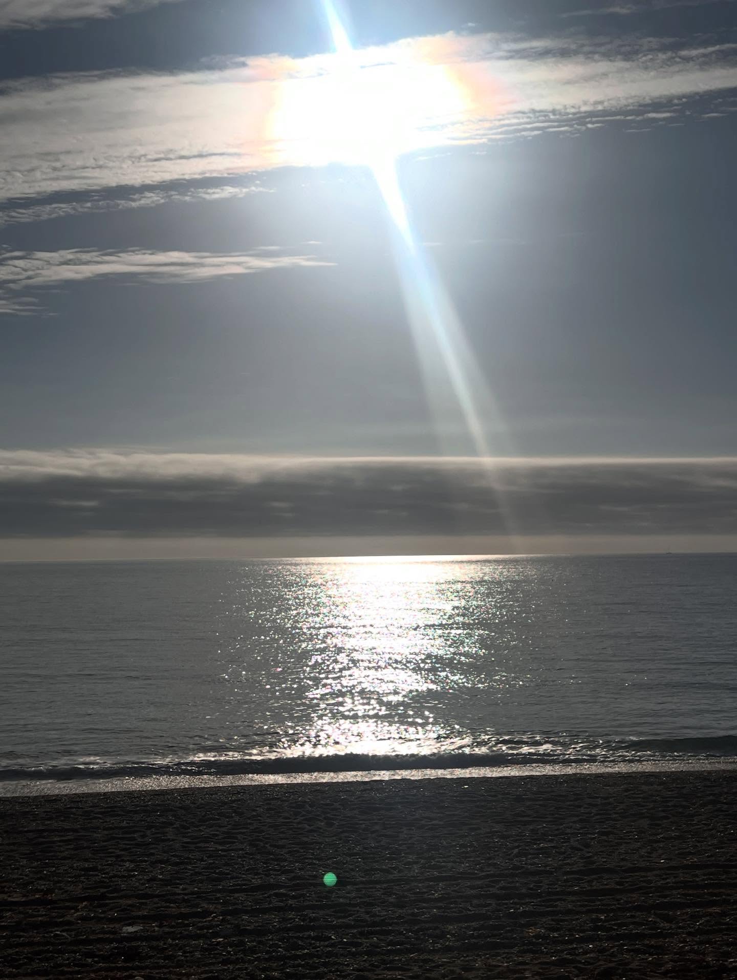 A sunny start to DadsFest weekend 😁☀️ #berylscampsite #sunrise #dadsfest