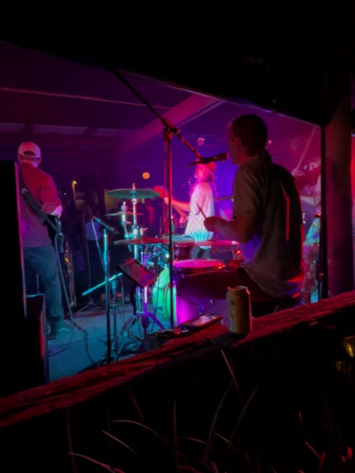 Last night @therailsbyronbay was so awesome! Thanks so much for everyone that came down and rocked out with us.
@jcandthetree performed one of the best sets I've seen, epic from start to finish!
The crowd were amazing, it's so great to see different generations appreciating live music together like this and the Rails never dissapoints :)
Tonight we bring this show to the @wallabyhotel and we can't wait! Thanks again, huge love :)
#americanadownunder #bluesrock #soulmusic #countryrock #folk