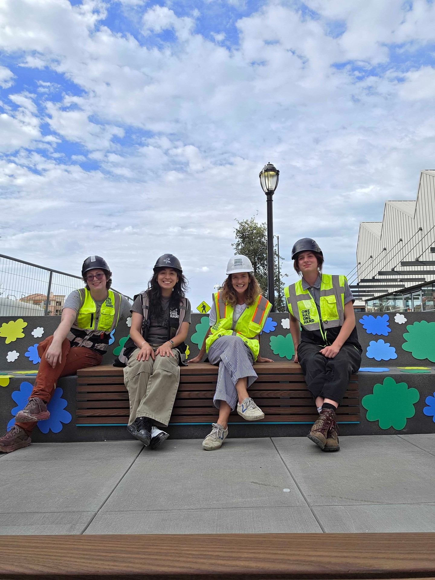 ☀️ Blue skies, smiles and Installs with @leahmartharosenberg 🟥🟡🟦💜🟧