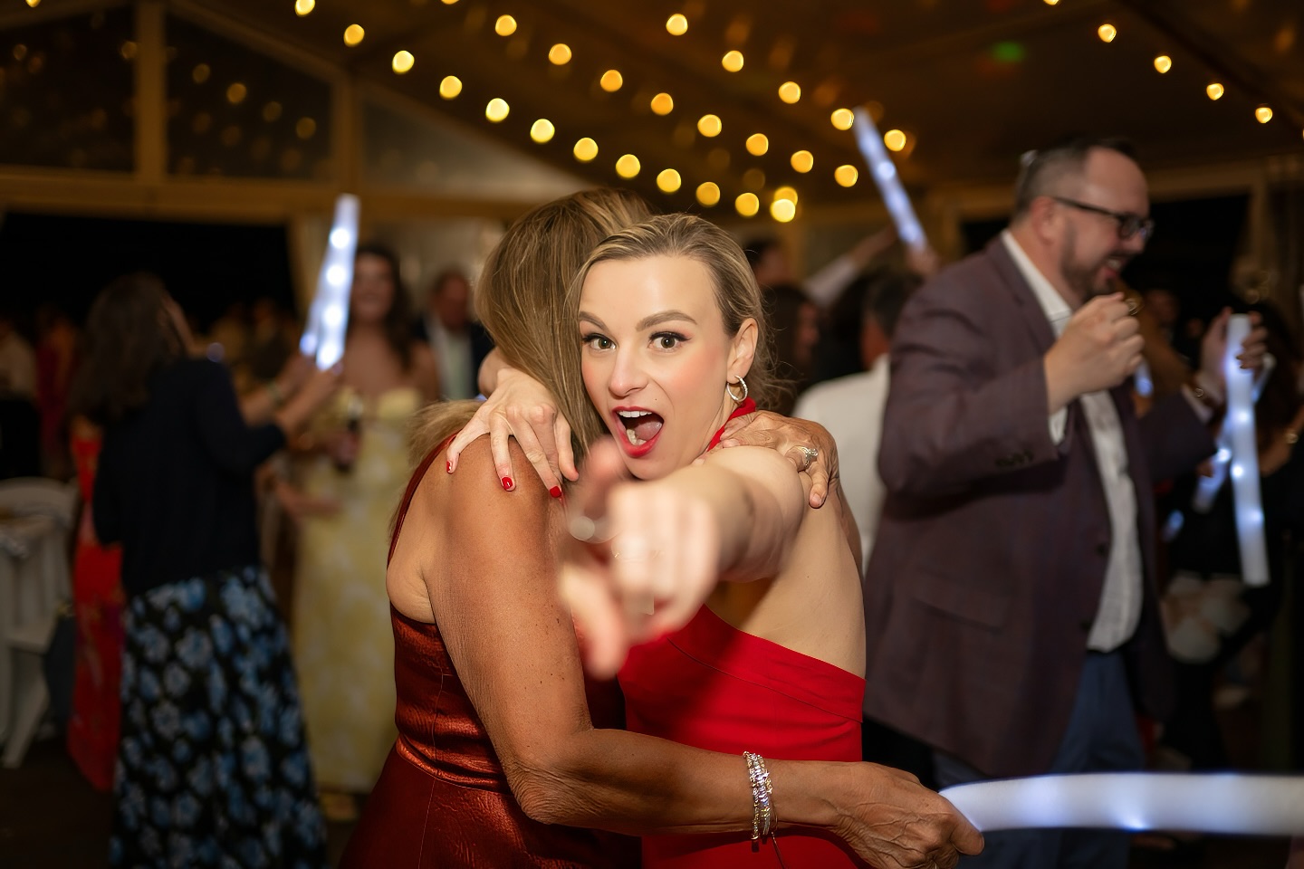 She won everyone’s favorite game, “Spot the Photographer!” #photographer #videographer #weddingohotography #westchester #fairfieldcounty #norwalkct