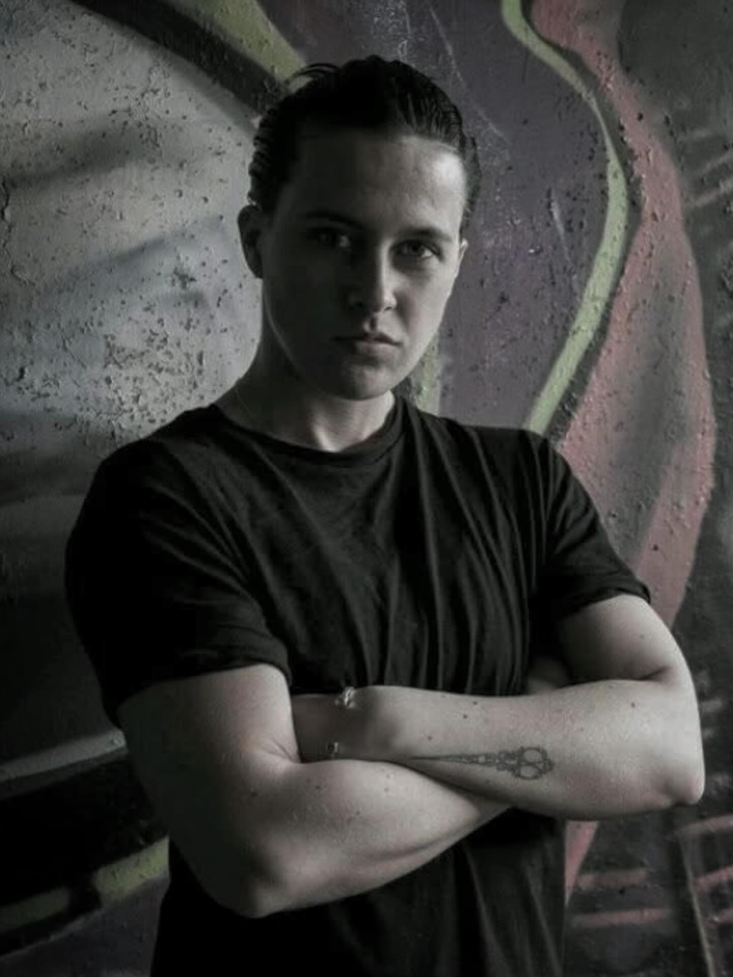 Georgia Herbert brings wit, warmth and a zest for life to every lesson - but treats the craft of barbering and education with the utmost seriousness. At The British School of Beauty & Barbering, she creates an uplifting, expert-led space in the British countryside (and on freelance visits worldwide) where professionals refine not only their skills, but also their confidence and creativity. #whoarewe #educatorcommunity #barberinglecturer #training #learnwithus