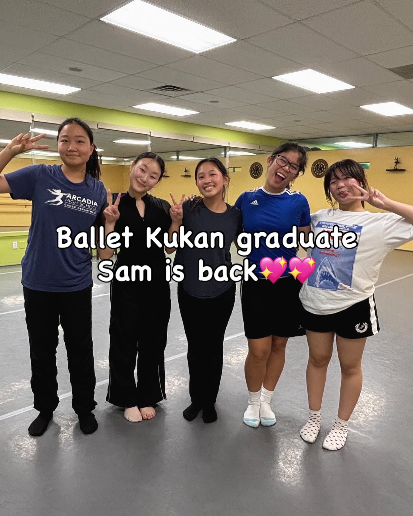 It was a wonderful day! One of lovely Ballet Kukan graduates came back!!! FantasticπDance is for our lifeπ₯°π₯°