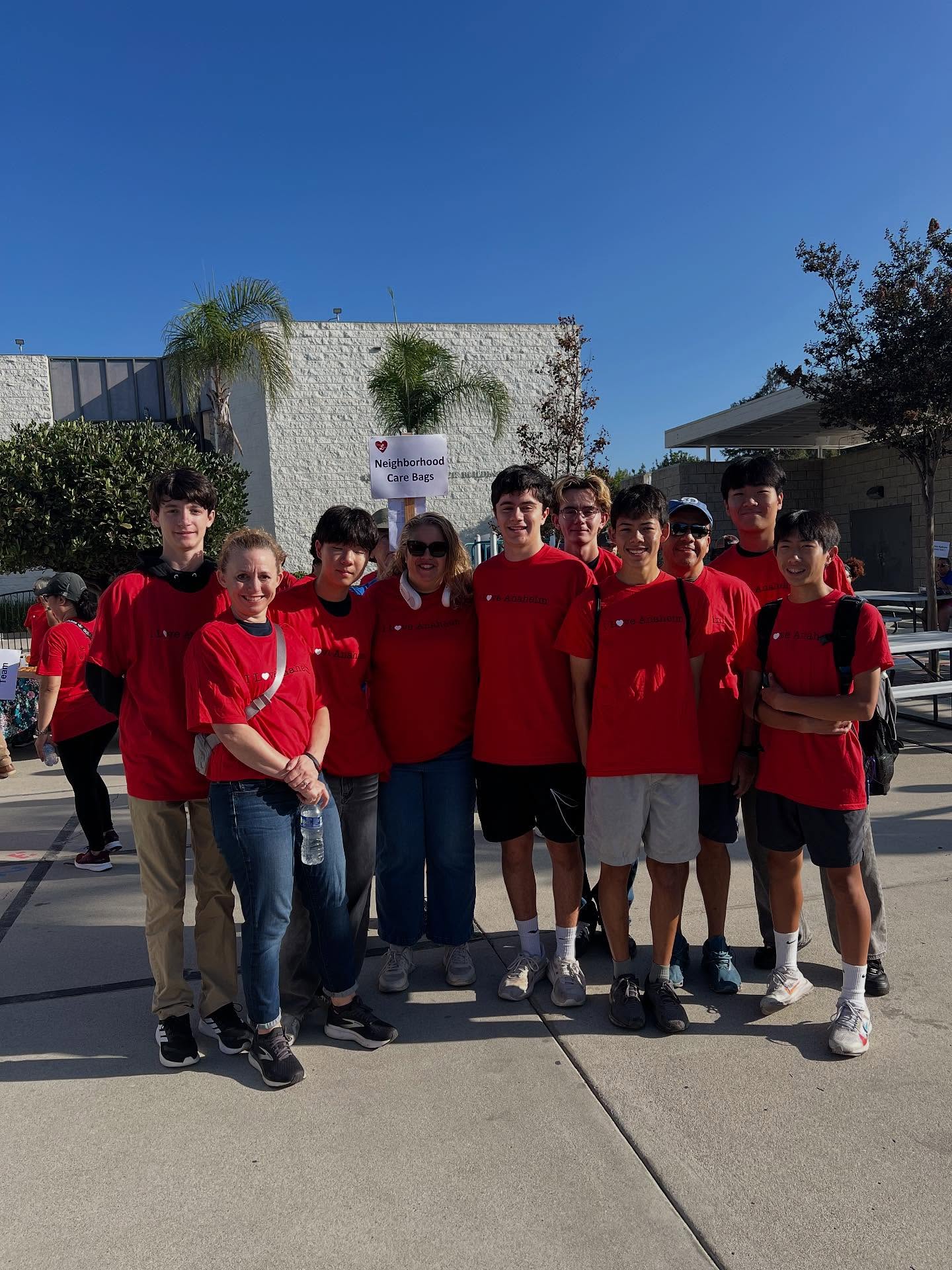 What a great morning to support @loveanaheim and their citywide day of service!
