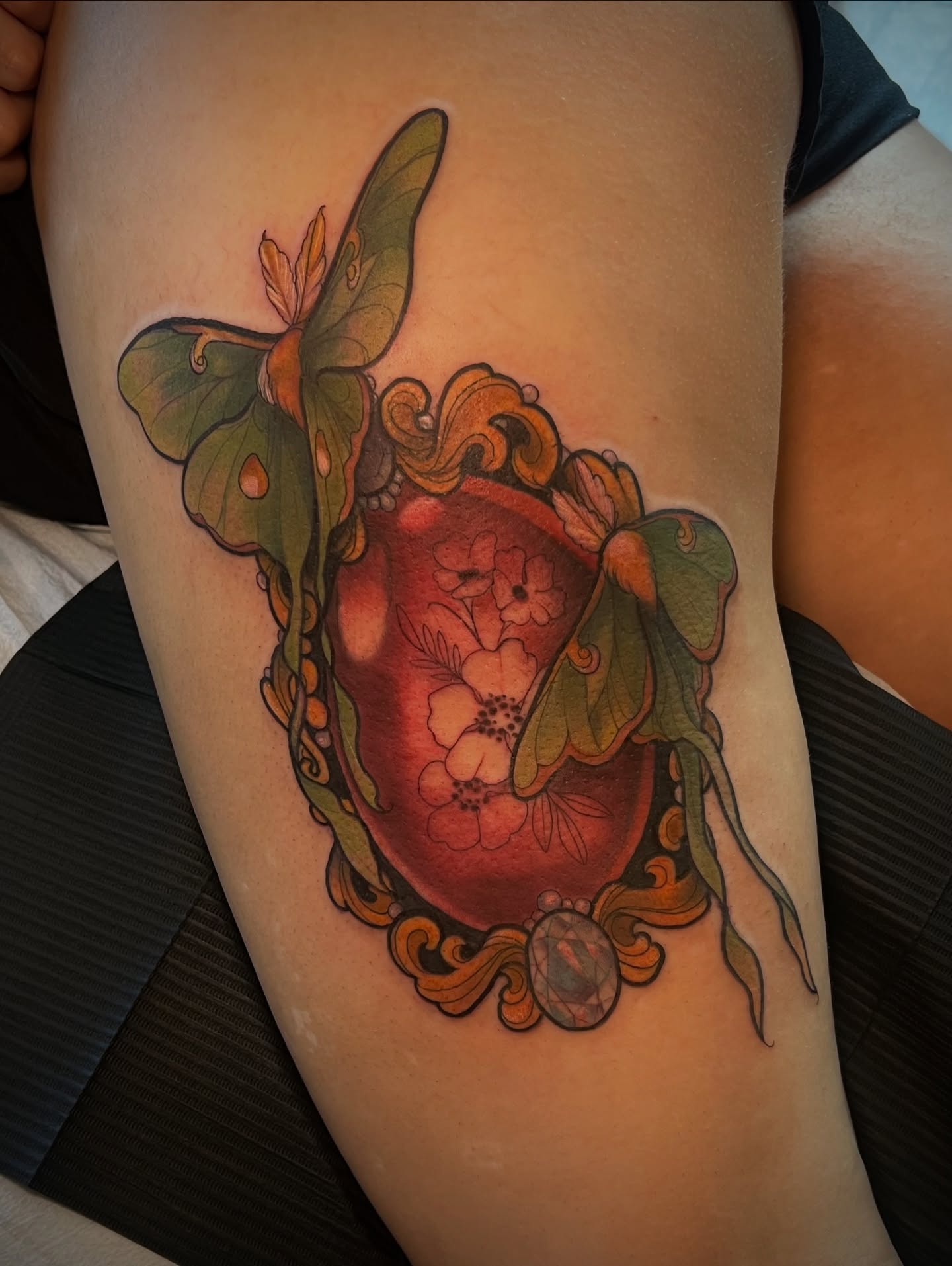 Moth moth moth moth moth moth moth mo
#moth#mothtattoo#lunamoth#odditytattoo #tattoo #girlswhotattoo #kentuckytattooers #neotradtionaltattoo #illustrativetattoo #eternalinks#procreate#bishoprotary#paducahcreativecity#neotrad