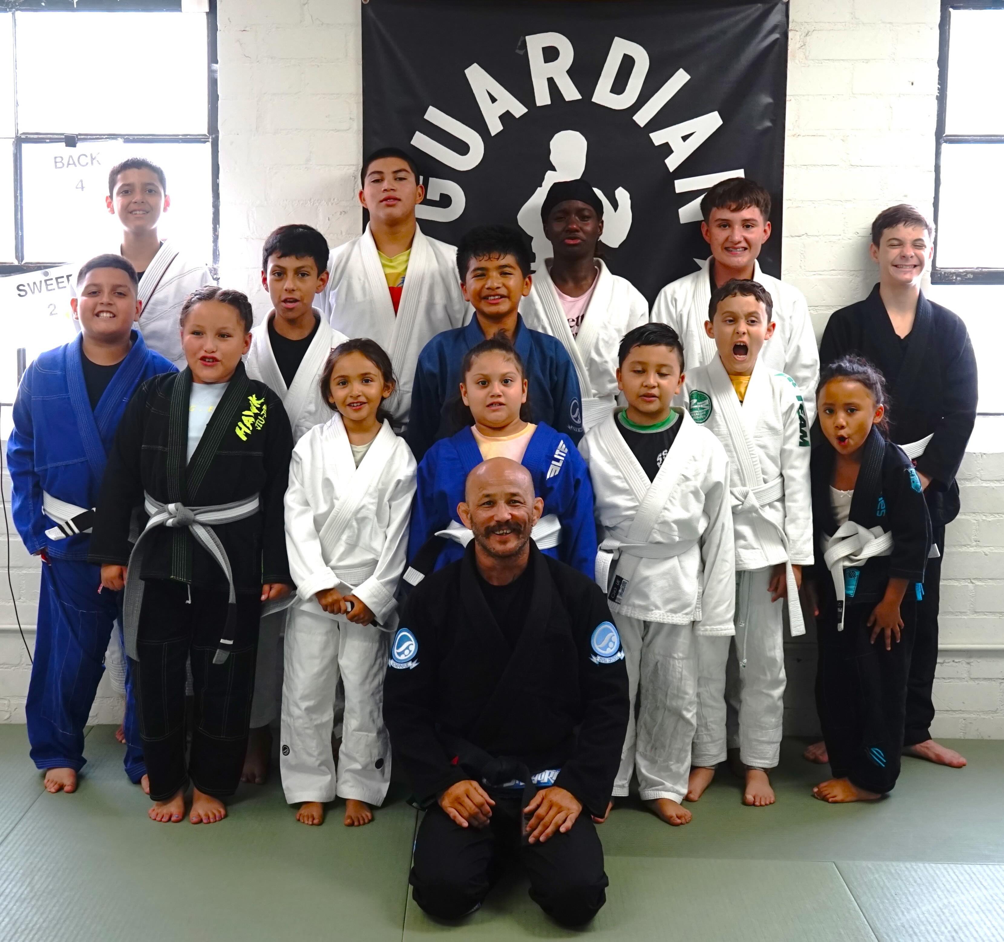 Guardian Los Angeles' mission is to empower underserved youth in Los Angeles by providing access to free Jiu-Jitsu training, referral to mental health services, education and nutritious meals. We are dedicated to fostering resilience, building confidence, and promoting holistic well-being in our community. Through physical, mental, and emotional support, we aim to create a positive environment where youth can grow, thrive, and reach their full potential.