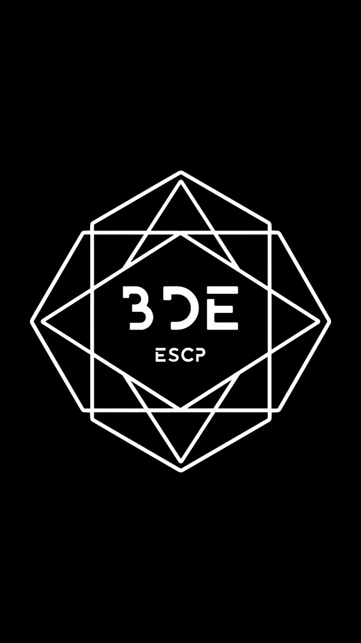 𝗢𝗣𝗘𝗡 𝗟𝗢𝗖𝗔𝗟 𝗡𝗜𝗚𝗛𝗧 𝗖𝗟𝗨𝗕 𝗕𝗗𝗘 🏴☠️
🍻 Lundi 22 sept et Vendredi 26 sept de 18h30 à 22h 🍻
Fafu, Fafue,
Le @local_night_club BDE ouvre (enfin) ses portes lors de 2 Open Locaux (bordel enfin un OL qui porte bien son nom) pour te faire découvrir ce qu’est réellement le BDE en dehors des staff de soirées ! #staffeurkiffeur
Alors, que tu aies des doutes sur ta motivation à faire BDE, que tu n’aies pas pu venir à l’amphi ou que tu sois déjà sûr de vouloir pré-lister, nous t’accueillons chez nous à bras ouverts ! 🖤
𝗔𝘂 𝗽𝗿𝗼𝗴𝗿𝗮𝗺𝗺𝗲 :
- tireuse à bière ouverte toute la nuit 🍻
- tables de five pour montrer votre descente 🥛
- table de pièce pour rivaliser avec nos piéceurs fous 🪙
- DJ de folie avec LA playlist BDE 🕺
𝗤𝘂𝗮𝗻𝗱 :
Réserve ta place en remplissant notre gg form en bio insta et choisis tes dispos
Lundi 22 sept et/ou Vendredi 26 sept de 18h30 à 22h
𝗟𝗶𝗲𝘂 :
Local BDE 158A au 1er étage (suis la musique tu vas trouver)
𝗣𝗼𝗶𝗻𝘁 𝗹𝗼𝗴𝗶𝘀𝘁𝗶𝗾𝘂𝗲 :
Réserver ta place est gratuit.
Pense à apporter ton écocup.
Ceci n’est pas un shot gun, en fonction du nombre d’inscrits et de ta disponibilité, on te confirmera si tu viens lundi et/ou vendredi.