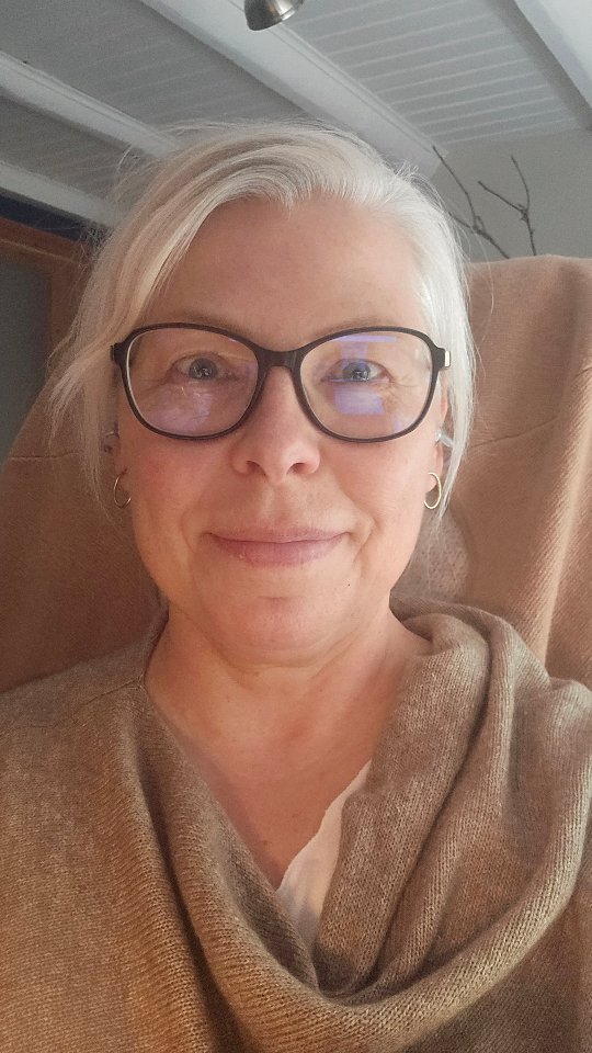 Es ist soweit! Aus drei wird eins!💪🏻💪🏻
Das zweite mal in diesem Jahr vergrößere ich mich. Und diesmal ist es perfekt! 👌🏻🤩
Der beste Ort, um mit neuer Power mit neuen Projekten durchzustarten! 🚀
Aber ohne meine 1A -Mitarbeiter, die mir so oft den Rücken frei halten, wäre das kaum so schnell möglich! DANKE!🙏🏻🙏🏻🙏🏻
#homestaging #immobilienpräsentation #immobilienverkauf #immopreneur #immobilien #homestagingprofessional #rheinsiegkreis #bonn #rheinland #köln