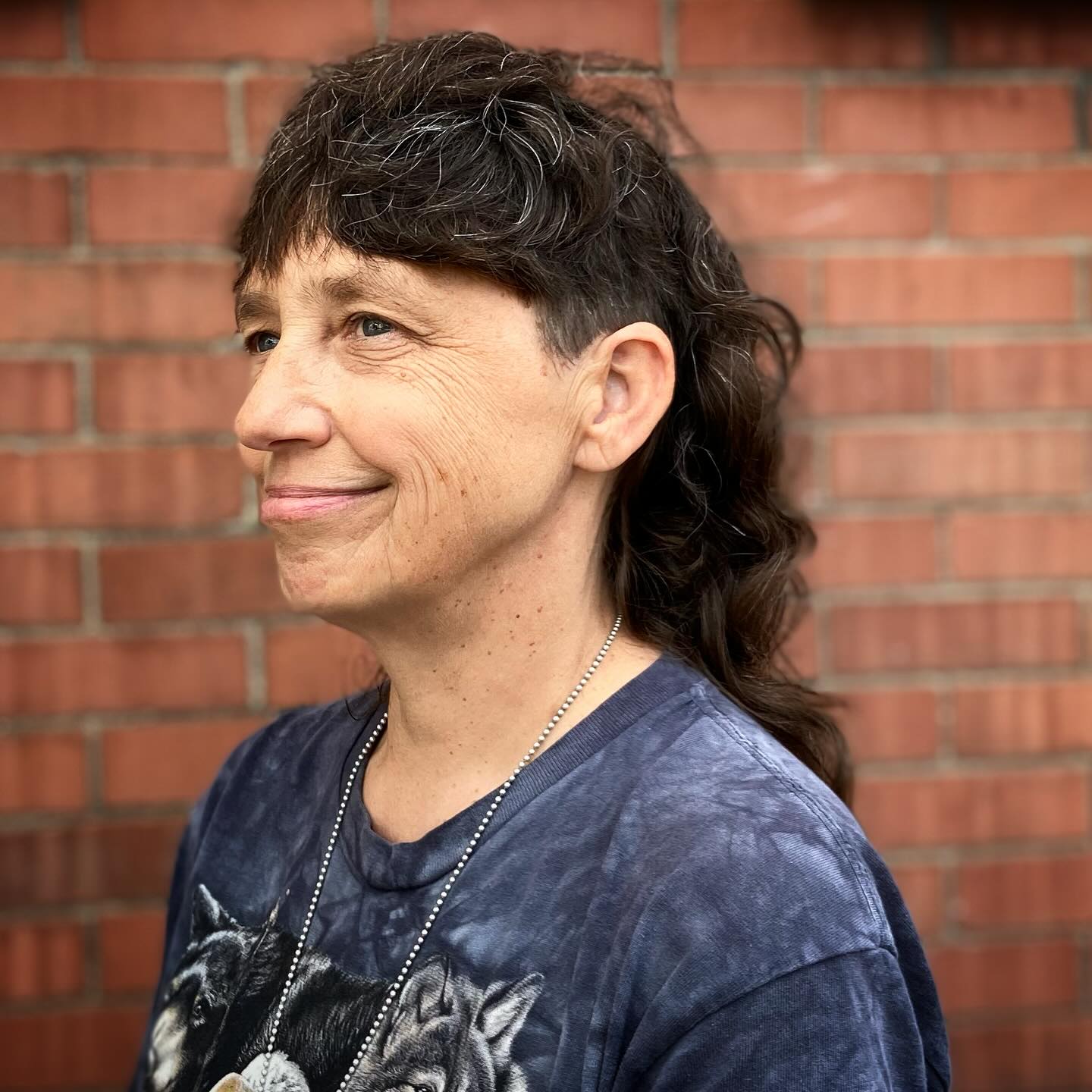 “Get me my mullet!” 😋 @molly_behindthechair
.
.
.
#mullethair #modernmullet #reallycoolhair #shaghaircut #shaggymullet #davinessalon #cultandking #cultandkingjelly #davineslovecurl #westernmass #northamptonma