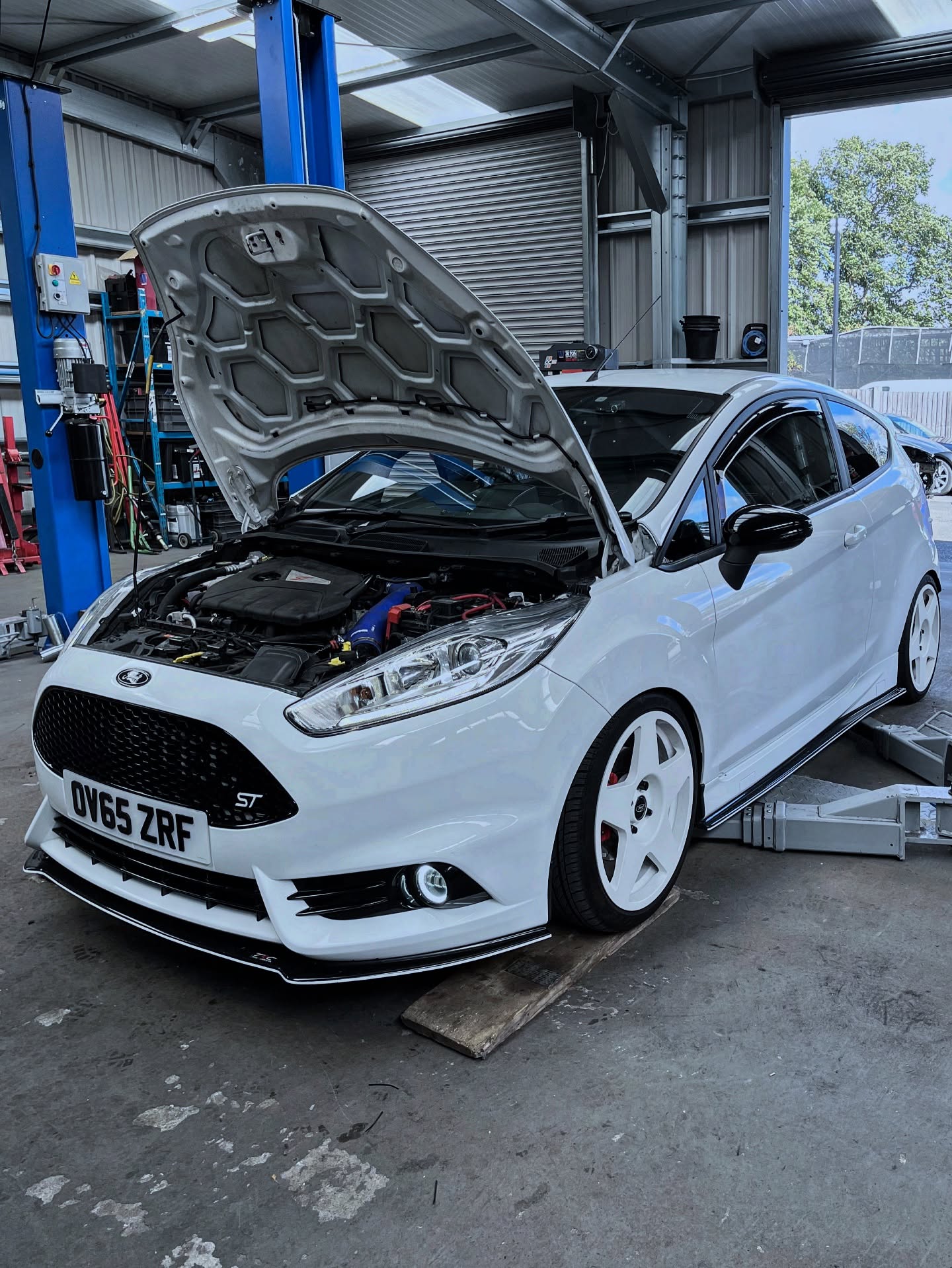 Transforming Fords, one build at a time. ✨
This clean Fiesta ST180 is now running a full OC Motorsport performance setup:
▪️ Hybrid Turbo
▪️ Ported Exhaust Manifold
▪️ Supporting mods
Power unlocked. ✅
DM us to discuss your next project!
#OCMotorsport #FordFiesta #FiestaST #FiestaHybridTurbo #Tuning #CarMods #UKTuning #stoc #fiestst180 #fordperfomance