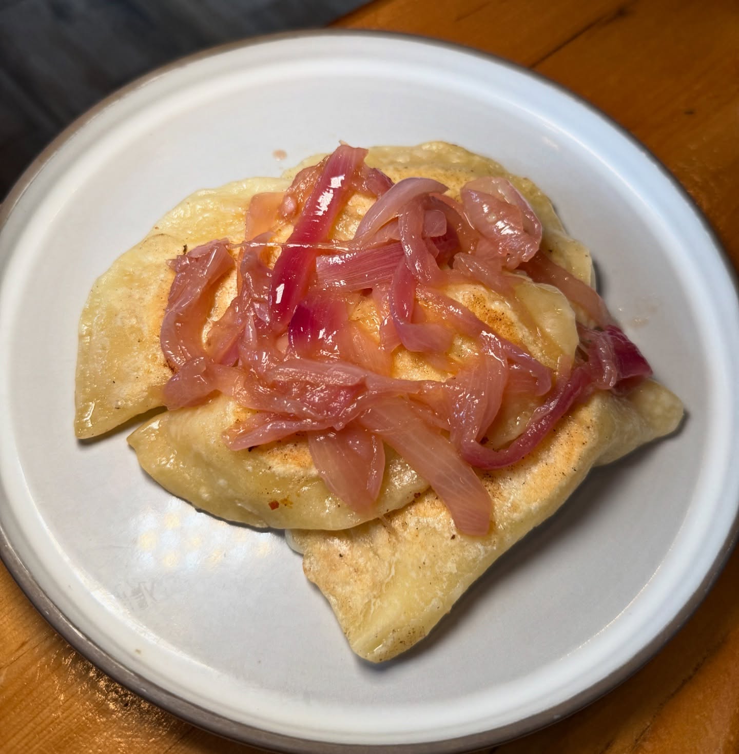 Homemade Pierogi: Potato & Cheddar Pierogi, Caramelized Onions 🤌🏼
.
.
.
.
.
#copperkettlecafe #nyeats #nyrestaurant #hartsdale #westchester #westchesterny #newyorkrestaurant