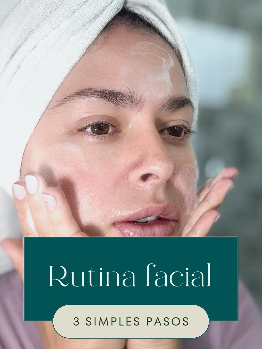 🌿 Rutina facial en 3 simples pasos para una piel fresca y saludable: Limpia, Tonifica e Hidrata.
No necesitas una rutina complicada para lucir increíble: solo constancia y los productos adecuados 💫.
✔️ Apta para todo tipo de piel.
✔️ Ingredientes naturales y efectivos.
✔️ Resultados visibles desde la primera semana.
💌 Escríbenos para tu asesoría personalizada o solicita nuestro catálogo y encuentra el kit perfecto para ti.
#RutinaFacial #LimpiezaFacial #TonificarLaPiel #HidrataciónFacial #CuidadoDeLaPielNatural #BmElemental