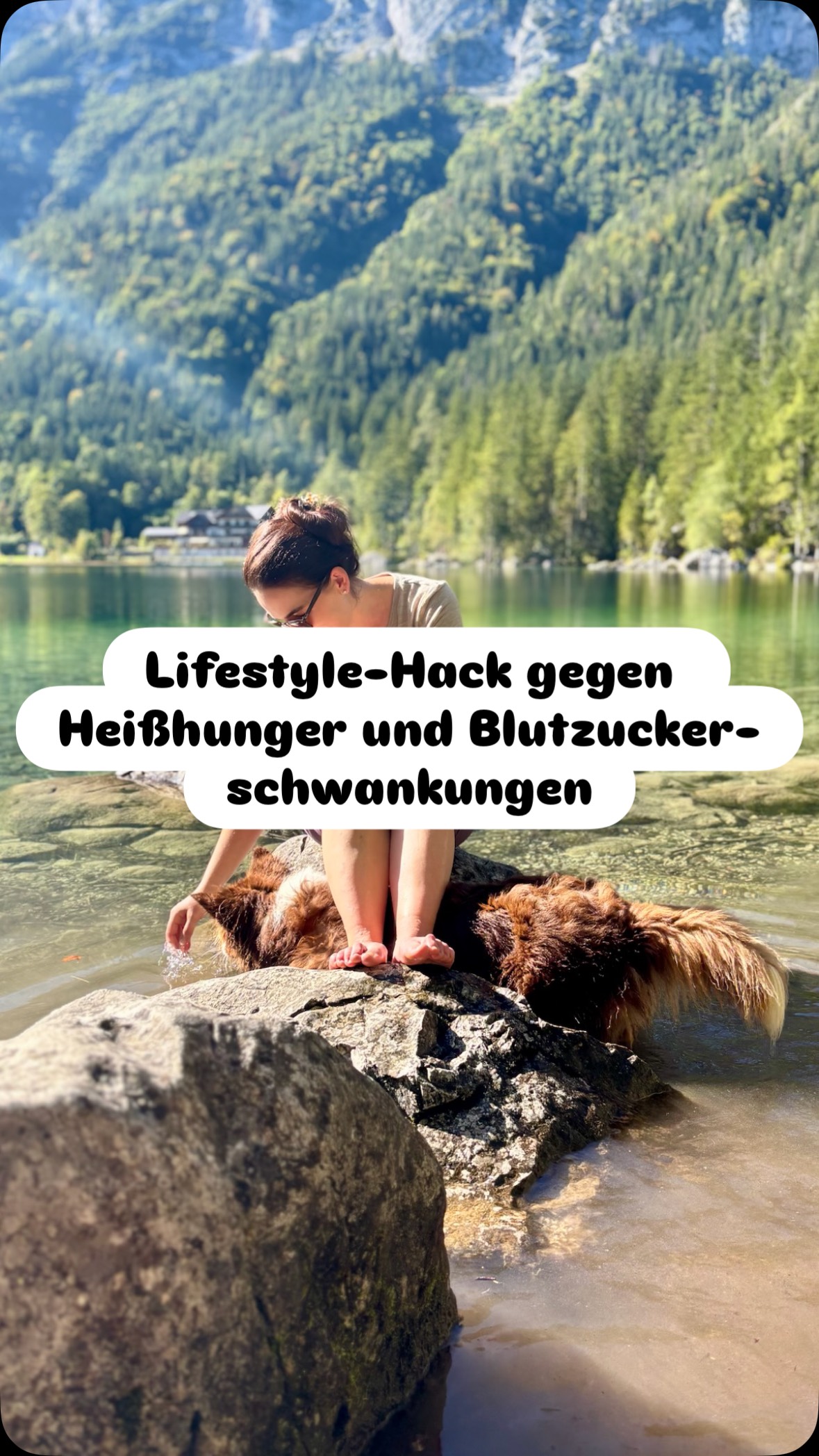 Wenn dein Frühstück hauptsächlich aus schnellen Kohlenhydraten besteht – etwa Brötchen, Saft oder süßem Porridge – schießt dein Blutzucker rasch in die Höhe und fällt danach genauso steil wieder ab. Das führt zu Energietiefs, Konzentrationsproblemen und Heißhunger. Auf Dauer kann es auch deine Hormonbalance belasten.
Genau hier setzt der „Second Meal Effect“ an:
Eine protein- und ballaststoffreiche erste Mahlzeit hält nicht nur deinen Blutzucker beim Frühstück stabiler, sondern auch bei der zweiten Mahlzeit später am Tag (kann auch ein zweites Frühstück sein). Dein Körper reagiert ausgeglichener, die Ausschüttung von Insulin bleibt niedriger – und du profitierst von:
* konstanterer Energie
* weniger Heißhungerattacken
* Unterstützung für deine Zyklus- und Stoffwechselgesundheit
🥦🍳 Ein einfaches Beispiel: Eier mit schonend zubereitetem, stärkefreiem Gemüse wie Brokkoli – das enthält außerdem viel Protein und ist ein wahres Superfood für die Hormonbalance. Alternativ eignen sich auch andere Kohlarten wie Blumenkohl oder Rosenkohl.
👉 Probier es morgen früh aus: Starte den Tag mit Ei & Gemüse statt Brötchen & Marmelade – und beobachte, wie viel stabiler du dich bis zum Mittag fühlst.
💬 Welche Frühstückskombi hilft dir, stabil durch den Vormittag zu kommen?
Quelle: Nextvital Professional Ausbildung, Sept 2025 (@nextvital, @dr.thomaspeter)
#SecondMealEffect #Blutzuckerbalance #Frauengesundheit #Zyklusgesundheit #proteinfrühstück