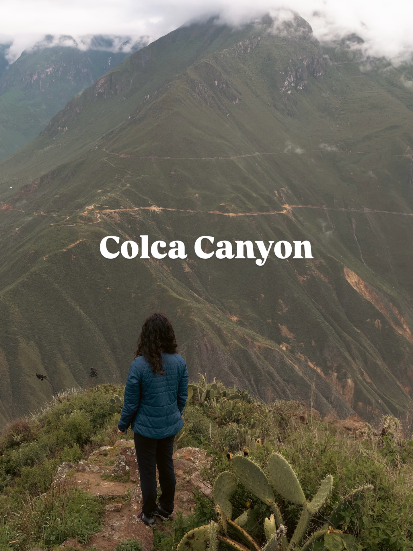 6 hours from Arequipa, lies the massive Colca canyon: one of the deepest canyons in the world, twice as deep as the Grand Canyon! Unfortunately, we weren’t lucky at all with the weather... 🫠😅
On the bright side, we got to spend some time with the locals, who really stood out to us for their friendliness and kindness. Reid even made friends with a restaurant owner and helped her cook our lomo saltado! 🧑🏼🍳
#colcacanyon #badweather #foggyviews #notsurethiscanyonisactuallythere #spoileritwas #lomosaltado #michelinstar