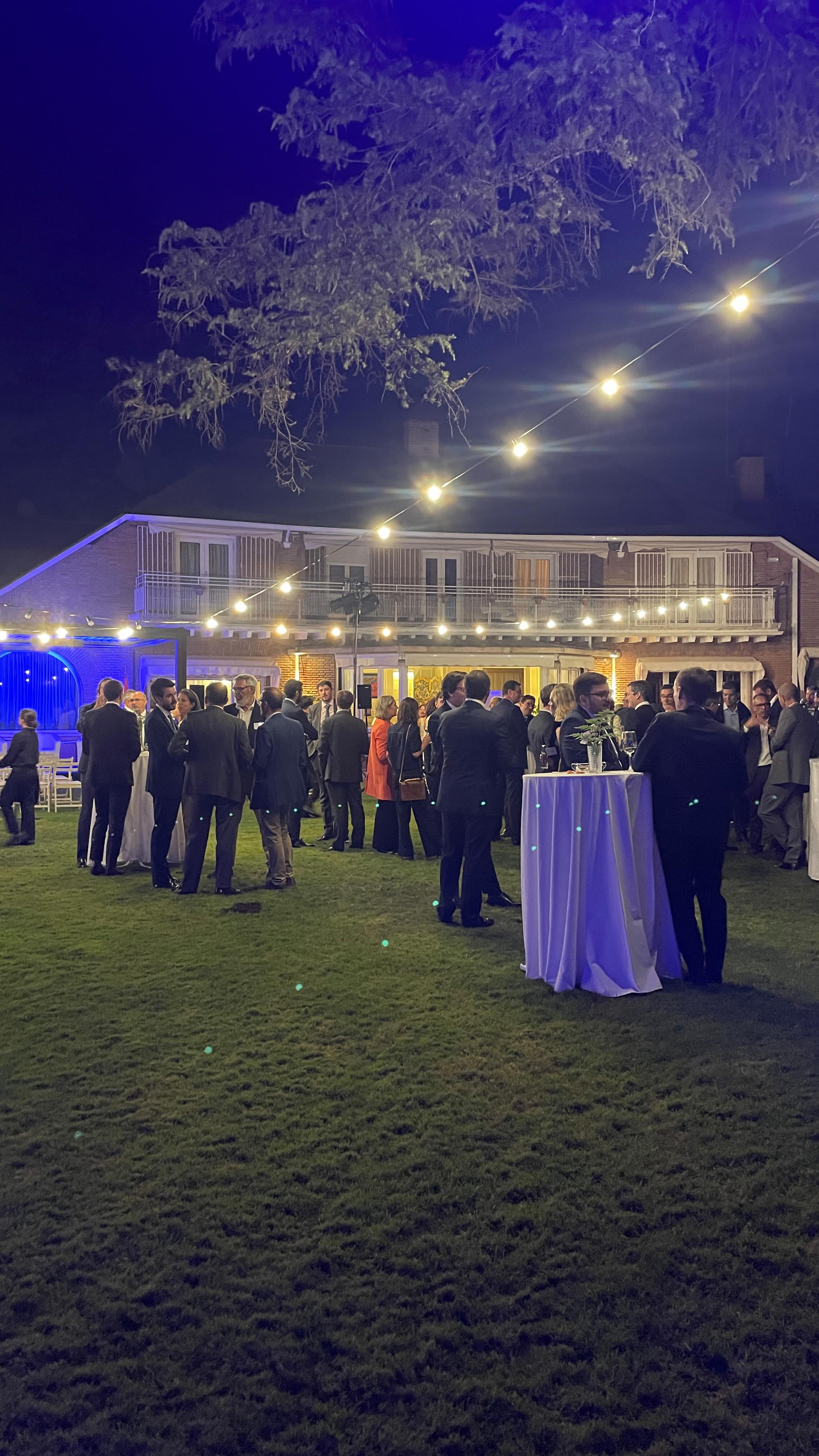 Montaje, sound check y arranque de velada en la residencia del embajador británico para Barclays. Cuarteto Groovin’Rita 🎺🇬🇧#jazz #eventos #sowhatmusic #events #música #directo