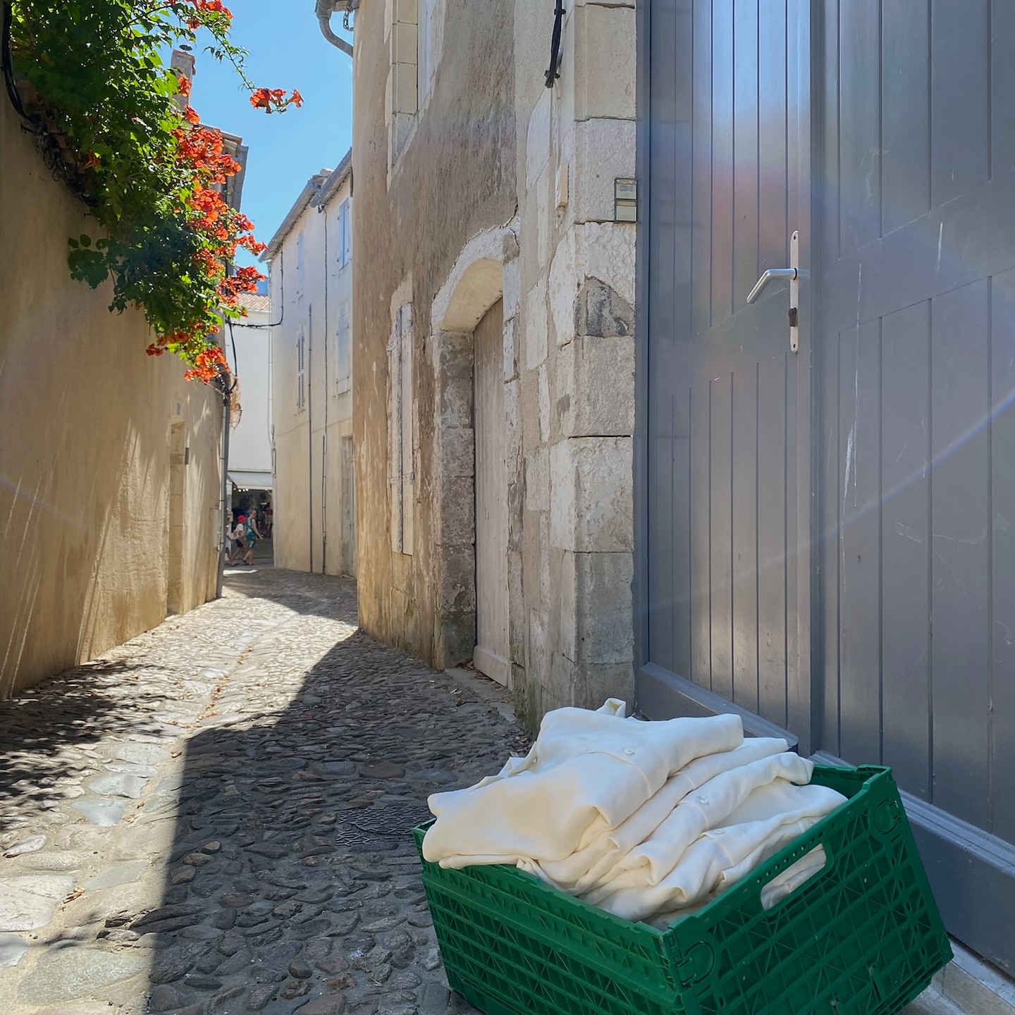 S’habiller avec caractère.
Ta chemise @bleuet_lelinfrancais parle pour toi. Bleuet, c’est l’attitude ;).
#lookdujour #moderesponsable #bleuetvibes #bleuetlelinfrancais #bleuet #lin #powerlook #france #madeinfrance