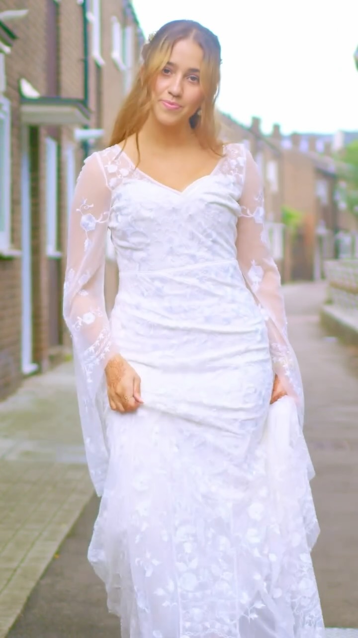 From preparation to promise, to holding hands for life 🫶
#weddingphotographer #weddingvideographer #wedding #ukwedding #londonweddings #photoshop #love #bride #groom #lovestory