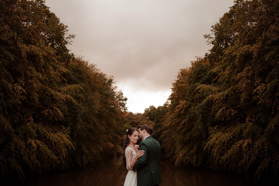 Marine & Miguel
.
.
.
Il n’y a pas plus belle que la lumière de cette saison ! Regardez moi ces couleurs !!!!
Je suis vraiment de la team automne. Et vous ?
.
.
.
#automne #lumiereautomnale #mariageautomne #mariage2024
