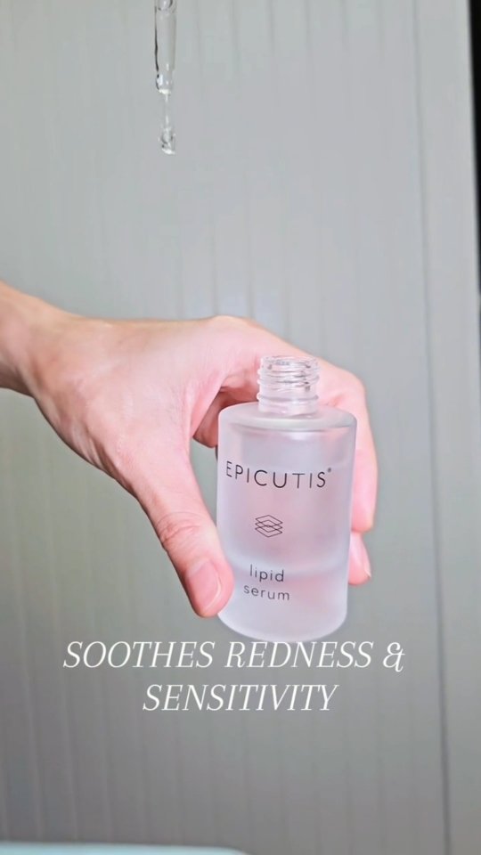 ✨Protect your glow at the source.✨
Everyone talks about stimulating collagen, but what about preserving the collagen you already have? Epicutis Lipid Serum is designed to strengthen your skin barrier, calm inflammation, and defend your collagen against daily stressors—so your skin stays resilient, radiant, and healthy from within.
🌿 Barrier support
💧 Deep hydration
🛡️ Collagen protection
Because skincare isn’t just about building—it’s about protecting what matters most. 💫
#Epicutis #LipidSerum #SkinBarrier #CollagenCare #HealthySkin