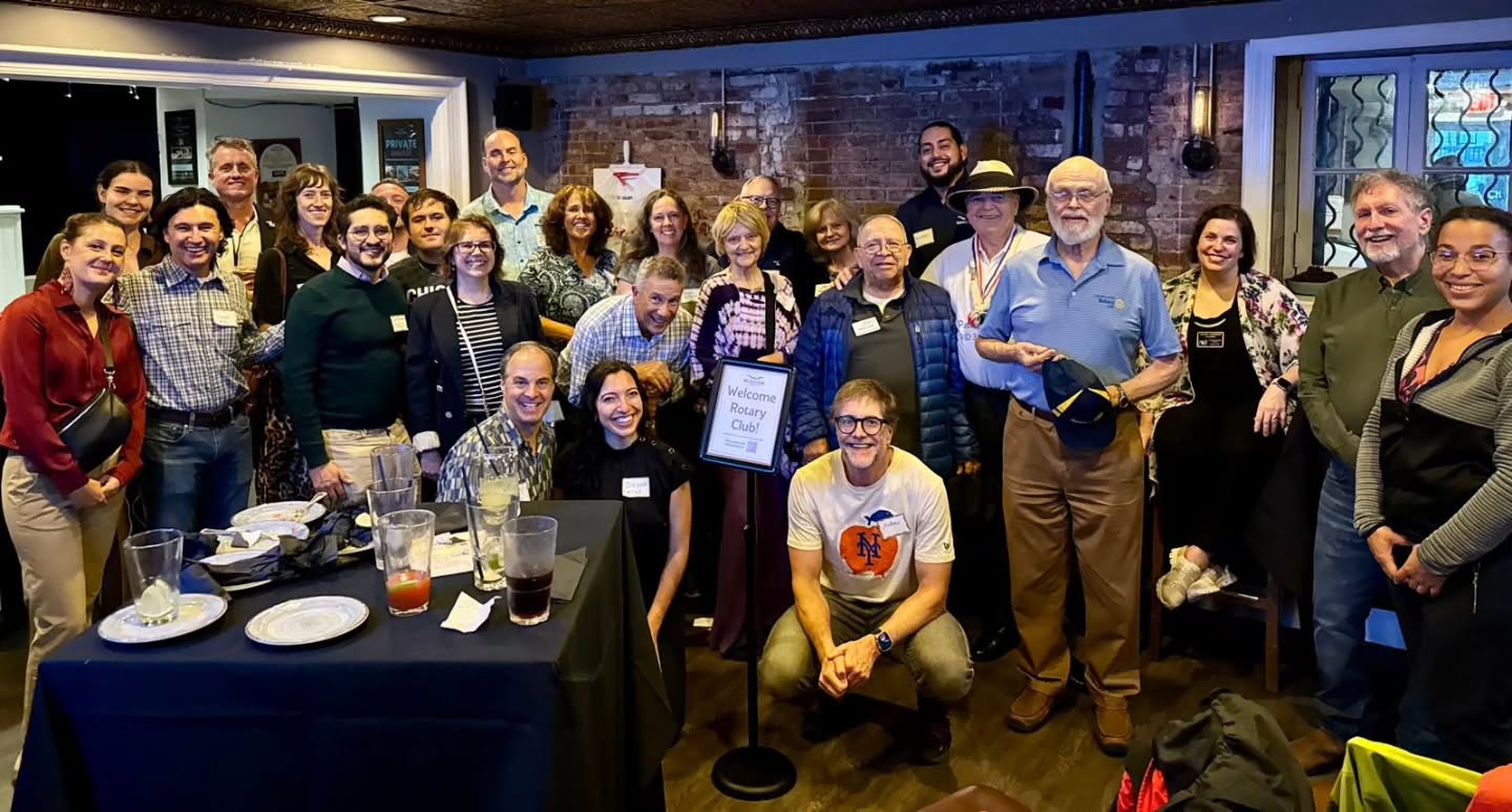 Thanks to the Rotary Club of Washington Global for hosting this month's Red Line Happy Hour. Our members were happy to fellowship with everyone. #dupontrotary #rotaryfellowship #rotary7620