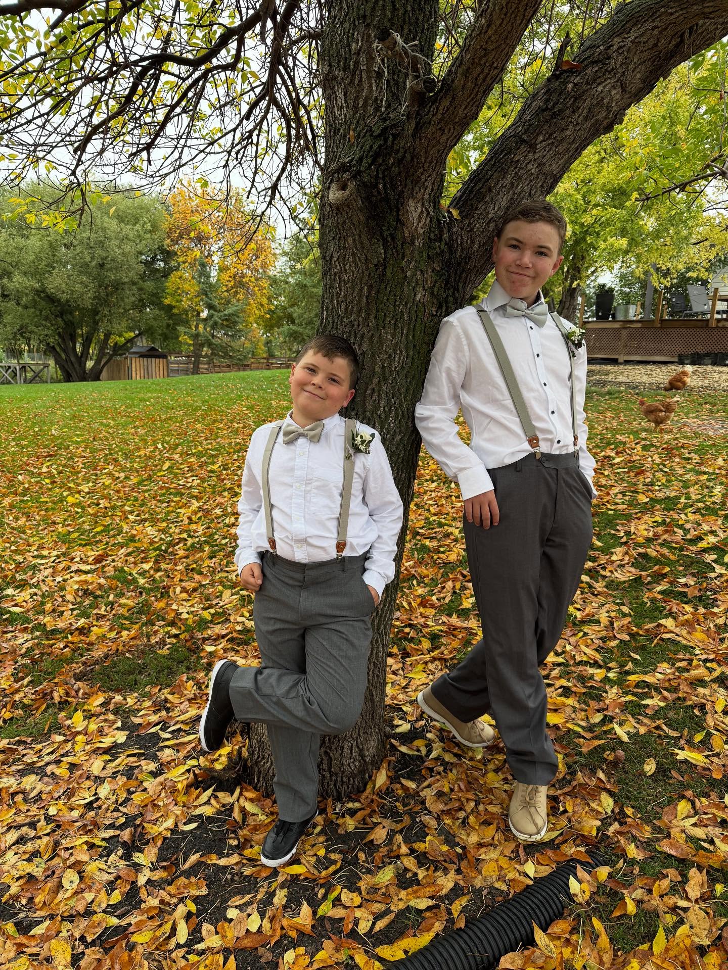 We are all officially married!
Congratulations to my oldest brother, Mike and his beautiful wife Amanda.